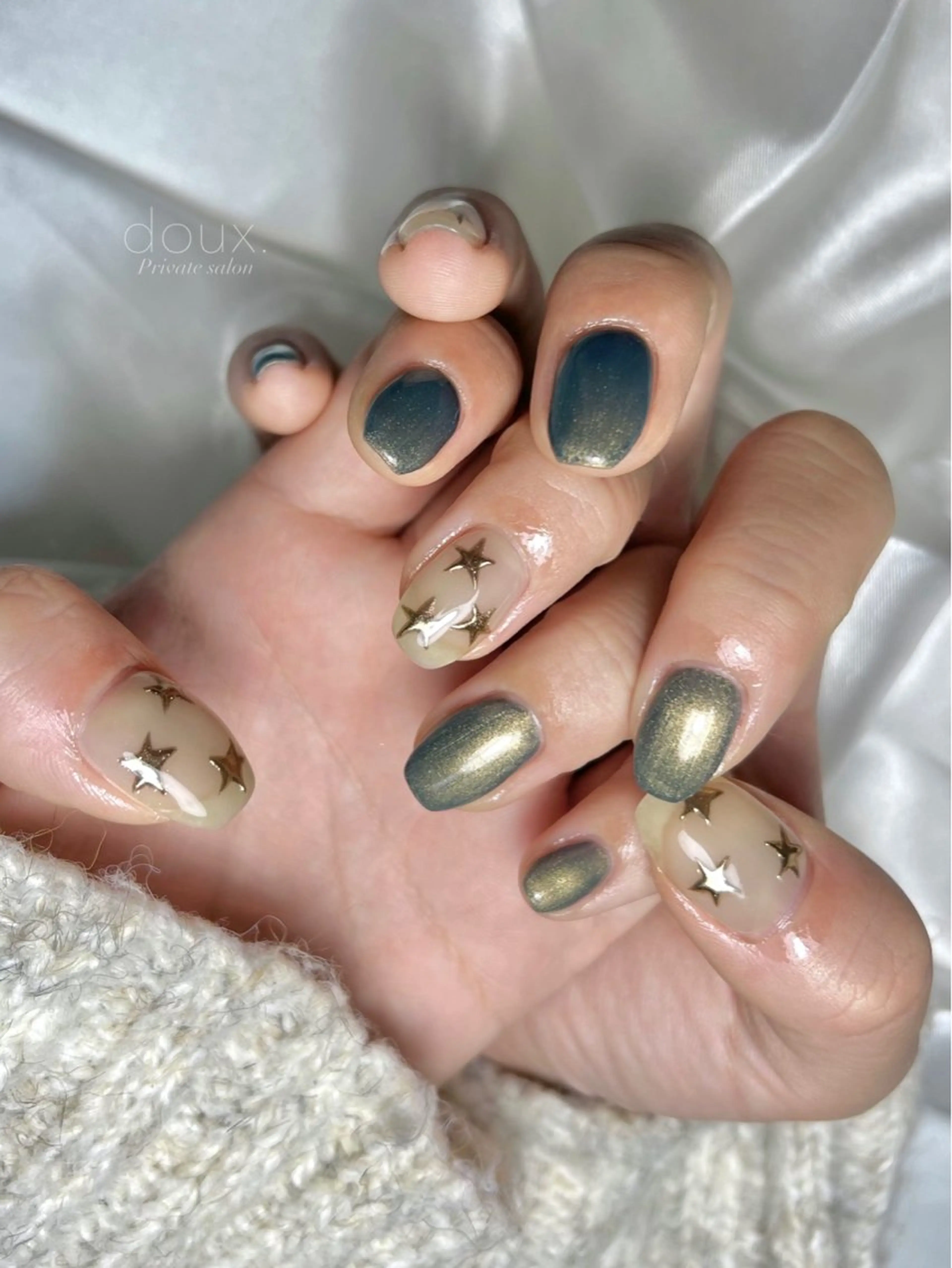 ネイル フラッシュネイル キラキラネイル 韓国ネイル マグネットネイル ミラーネイル ハンドネイル doux. nailのネイルデザイン