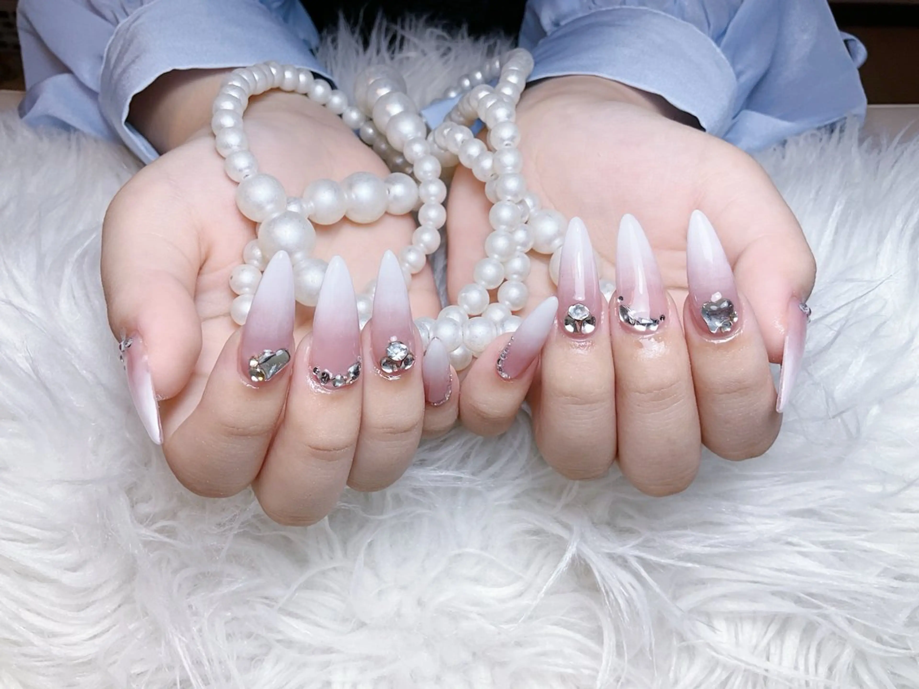 ネイル ハンドネイル 🌈Yun nail hyejin💋のネイルデザイン