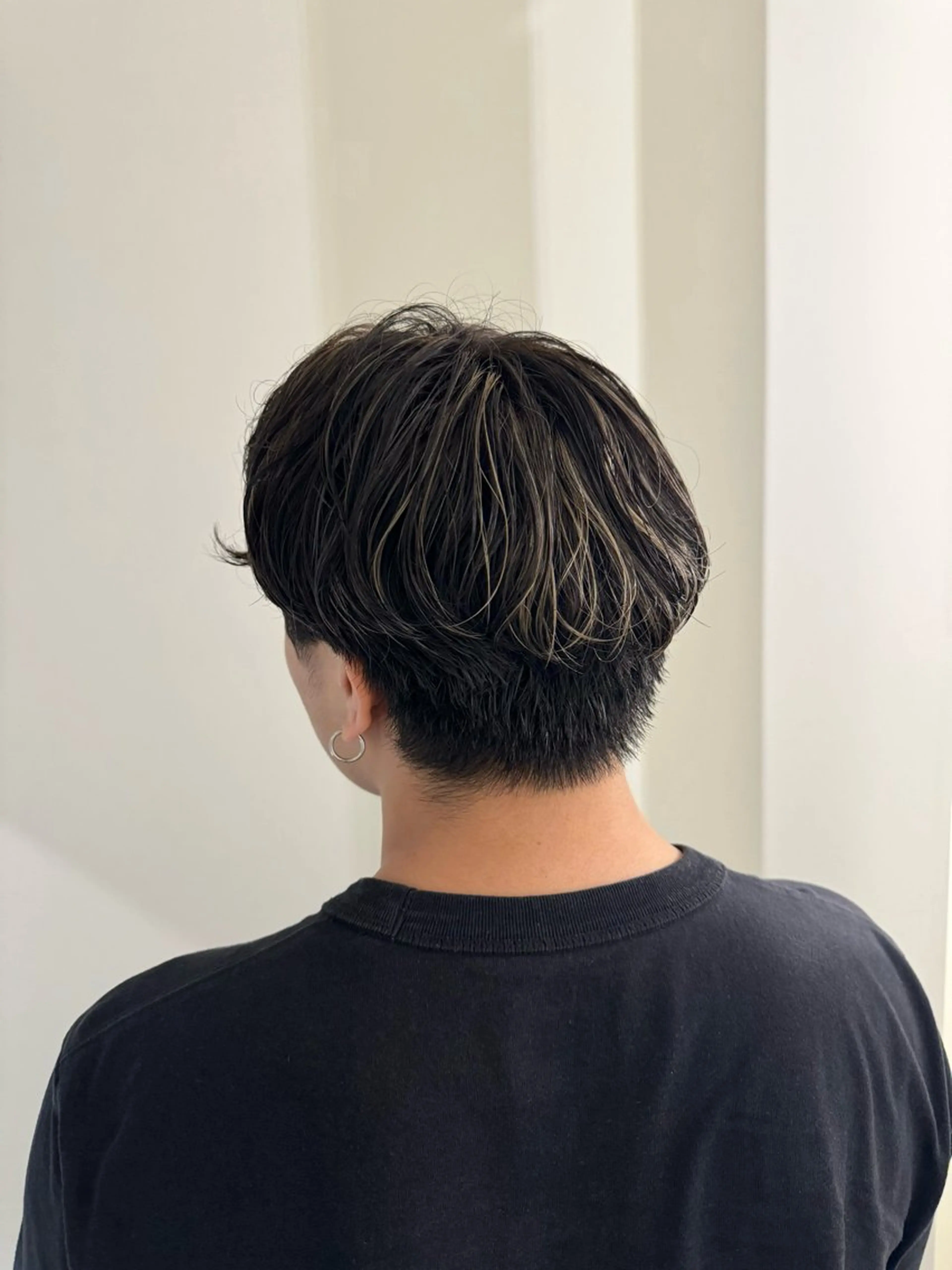 カラー メンズ 内沼 恵留菜のヘアスタイル