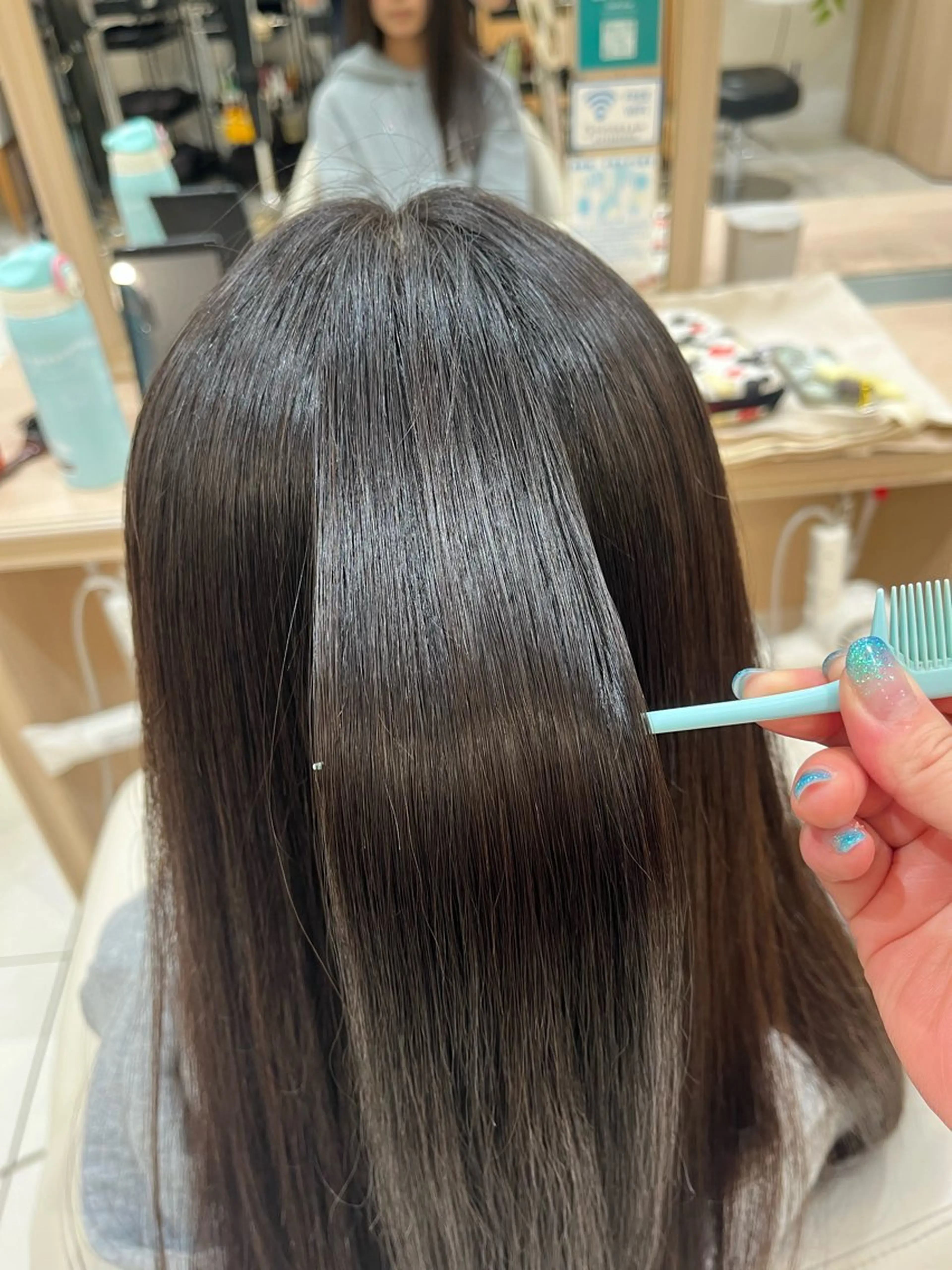 ロング 縮毛矯正 森 瑠海のヘアスタイル