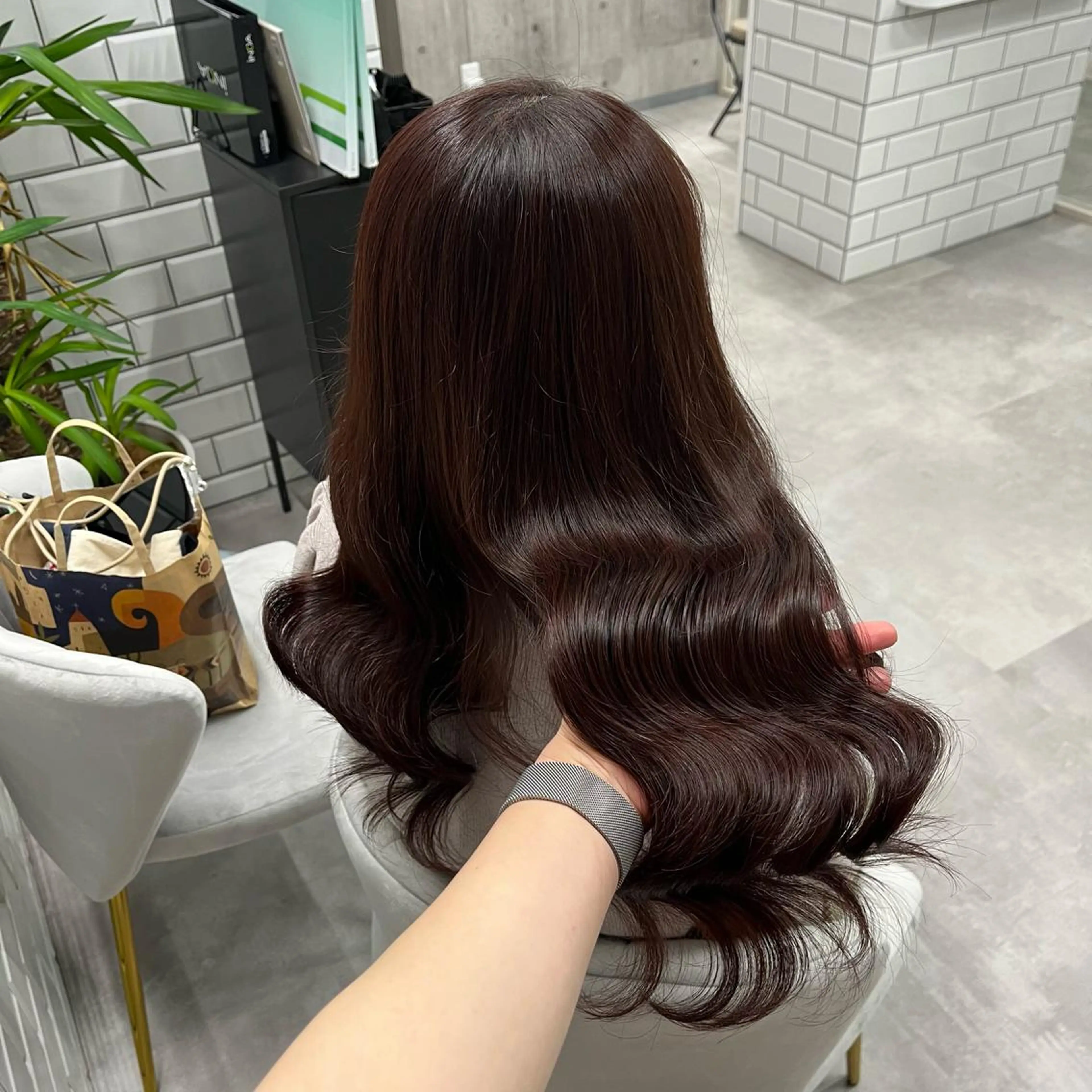ロング カラー ヘアアレンジ newi赤羽 HINATAのヘアスタイル