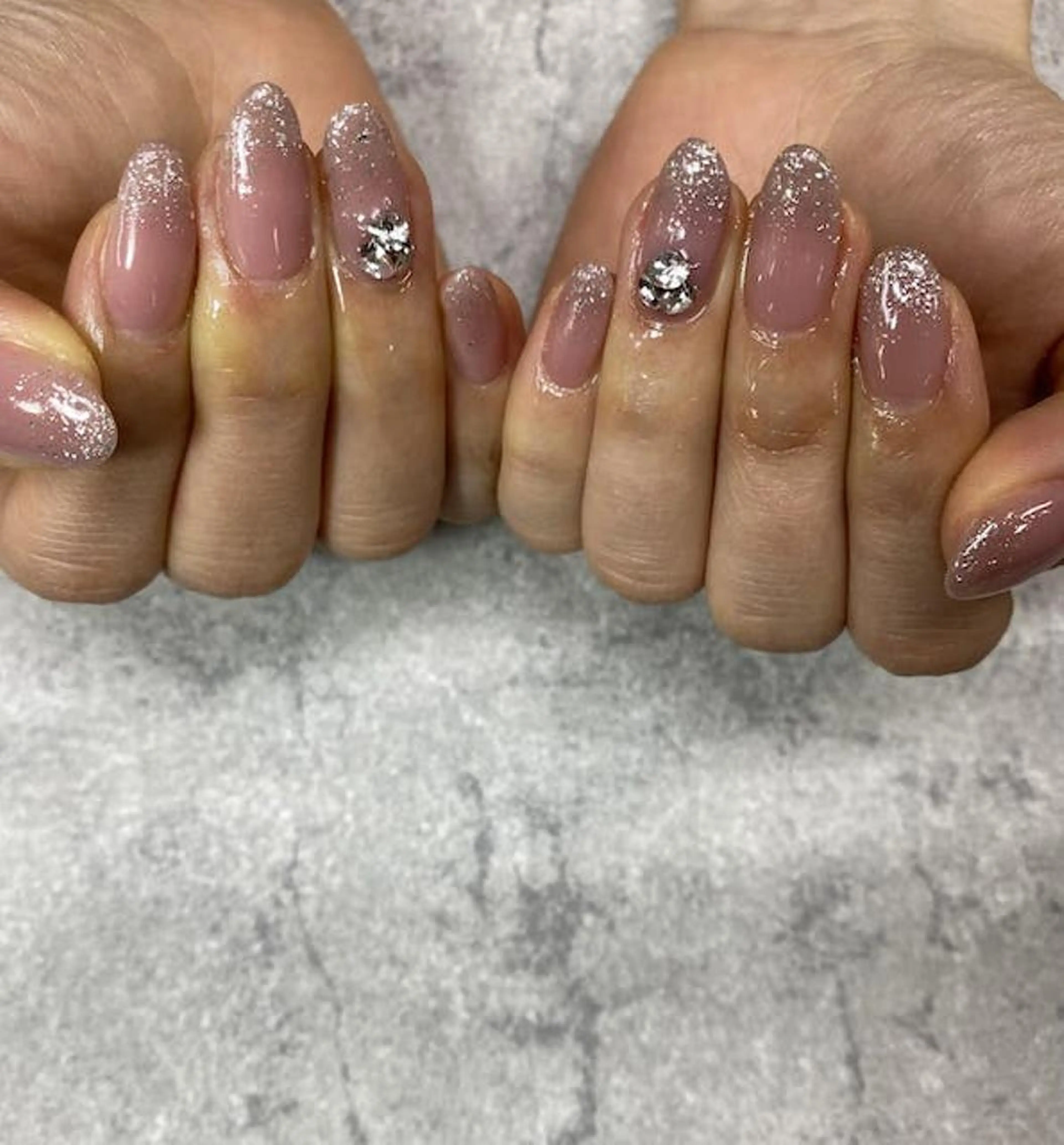 ネイル アートネイル イースター ジェルネイル グラデーション ラメ(グリッター) ハンドネイル ハンドケア FASTNAIL PLUS 新宿店のネイルデザイン