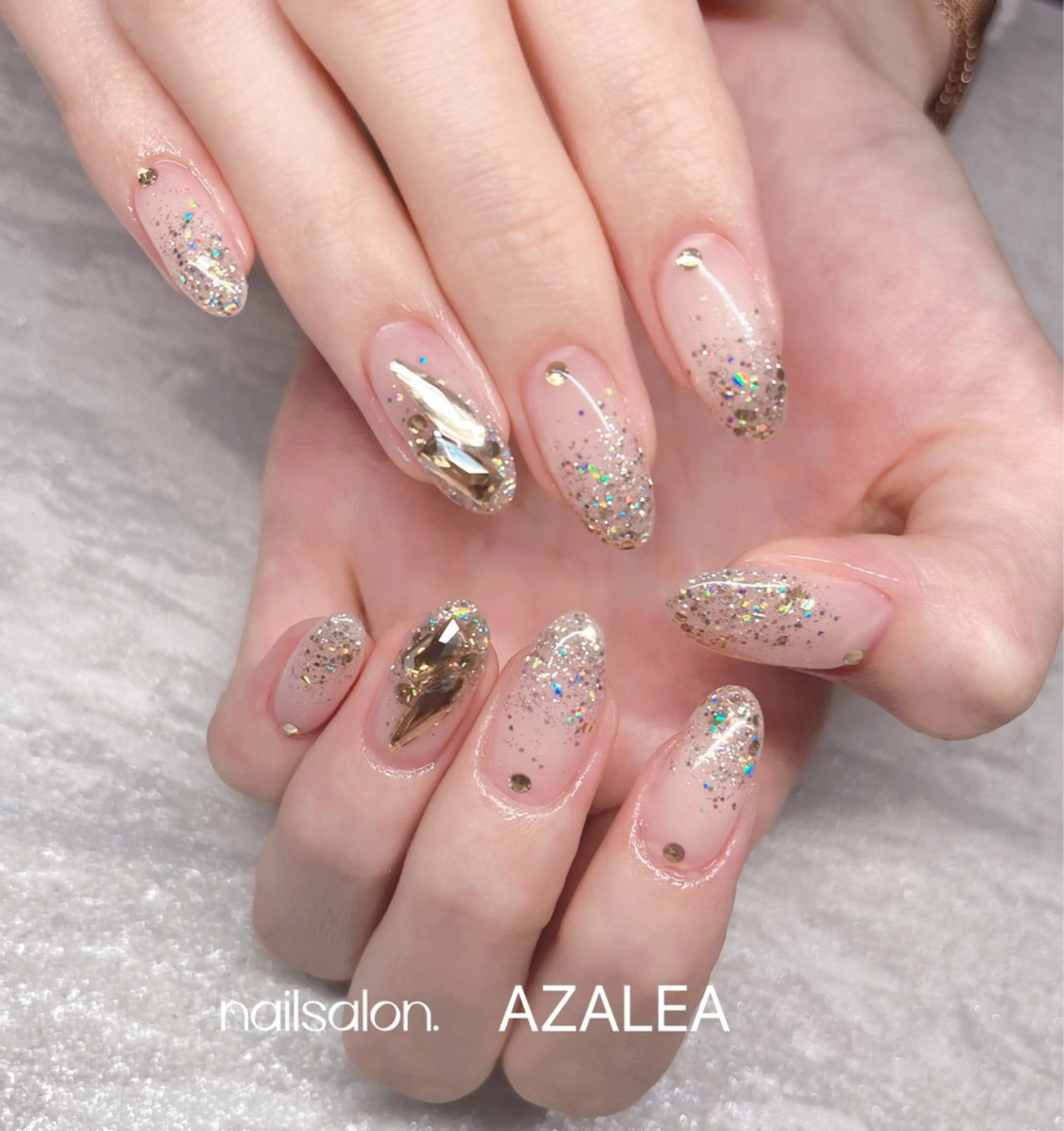 ネイル ハンドネイル R inのネイルデザイン