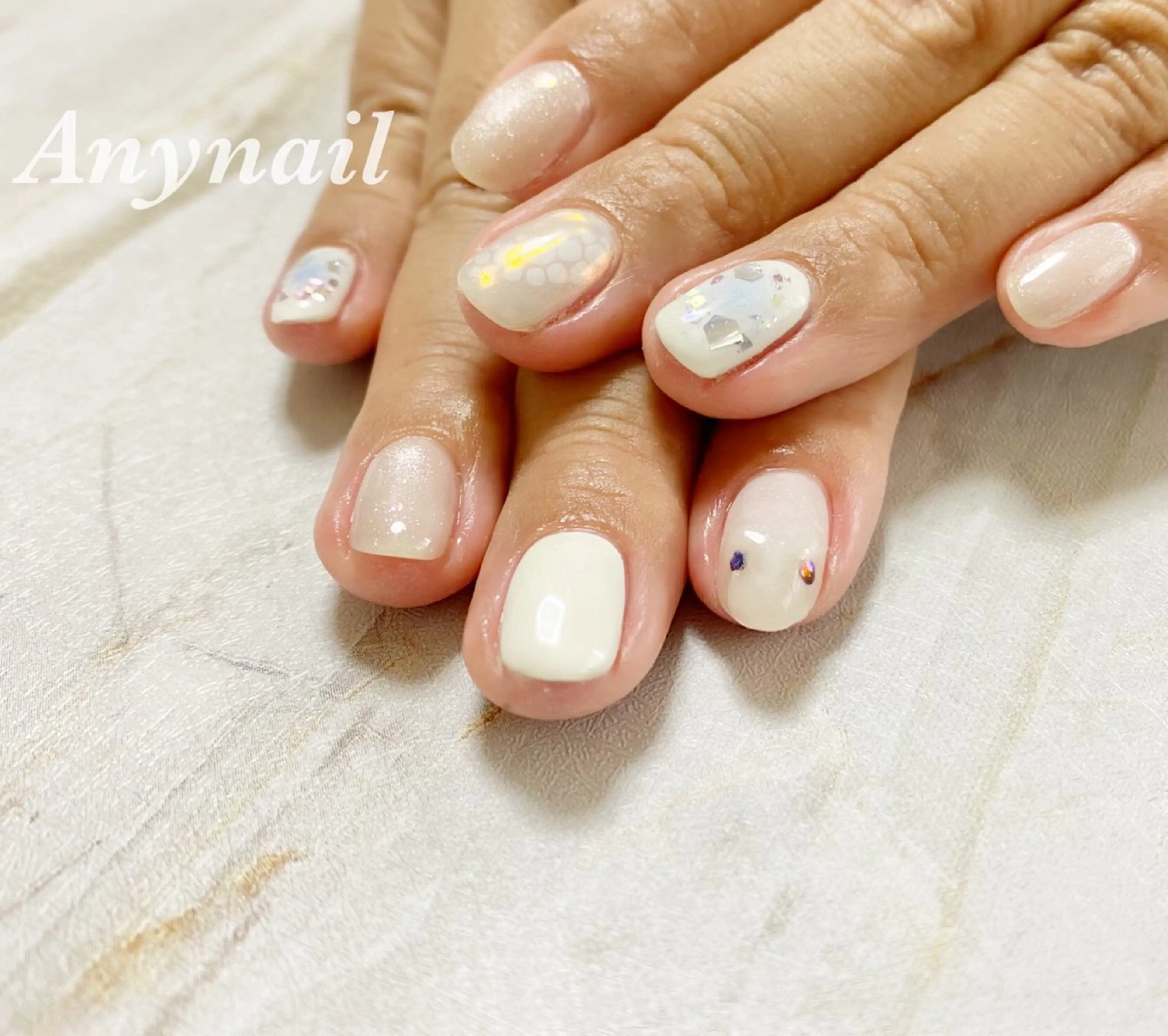 ネイル オーロラネイル ブルー チークネイル ジェルネイル マグネットネイル ハンドネイル 岩澤 恵子のネイルデザイン