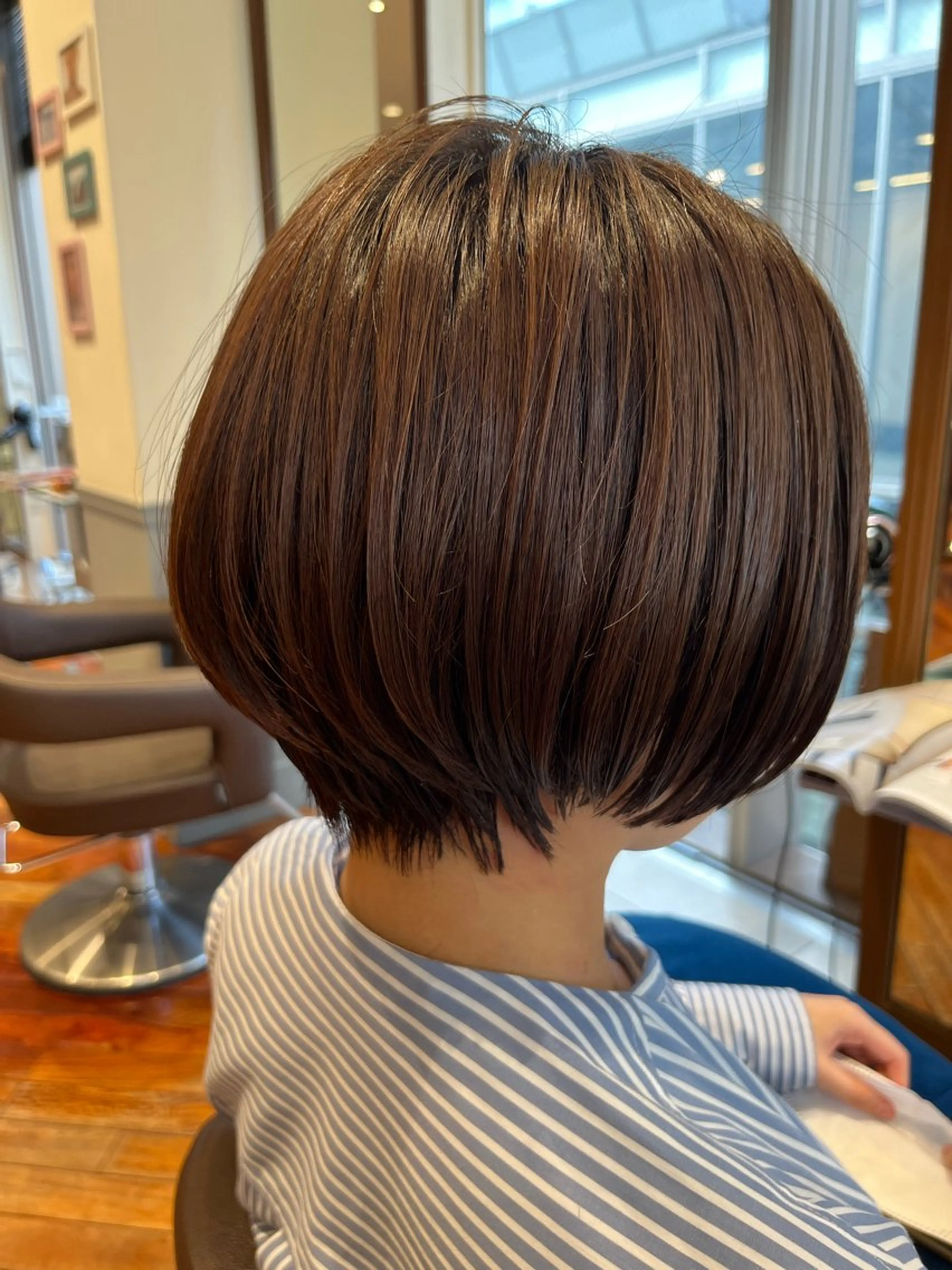 ショート ｼｮｰﾄｶｯﾄ 梅田 山下　すみれのヘアスタイル