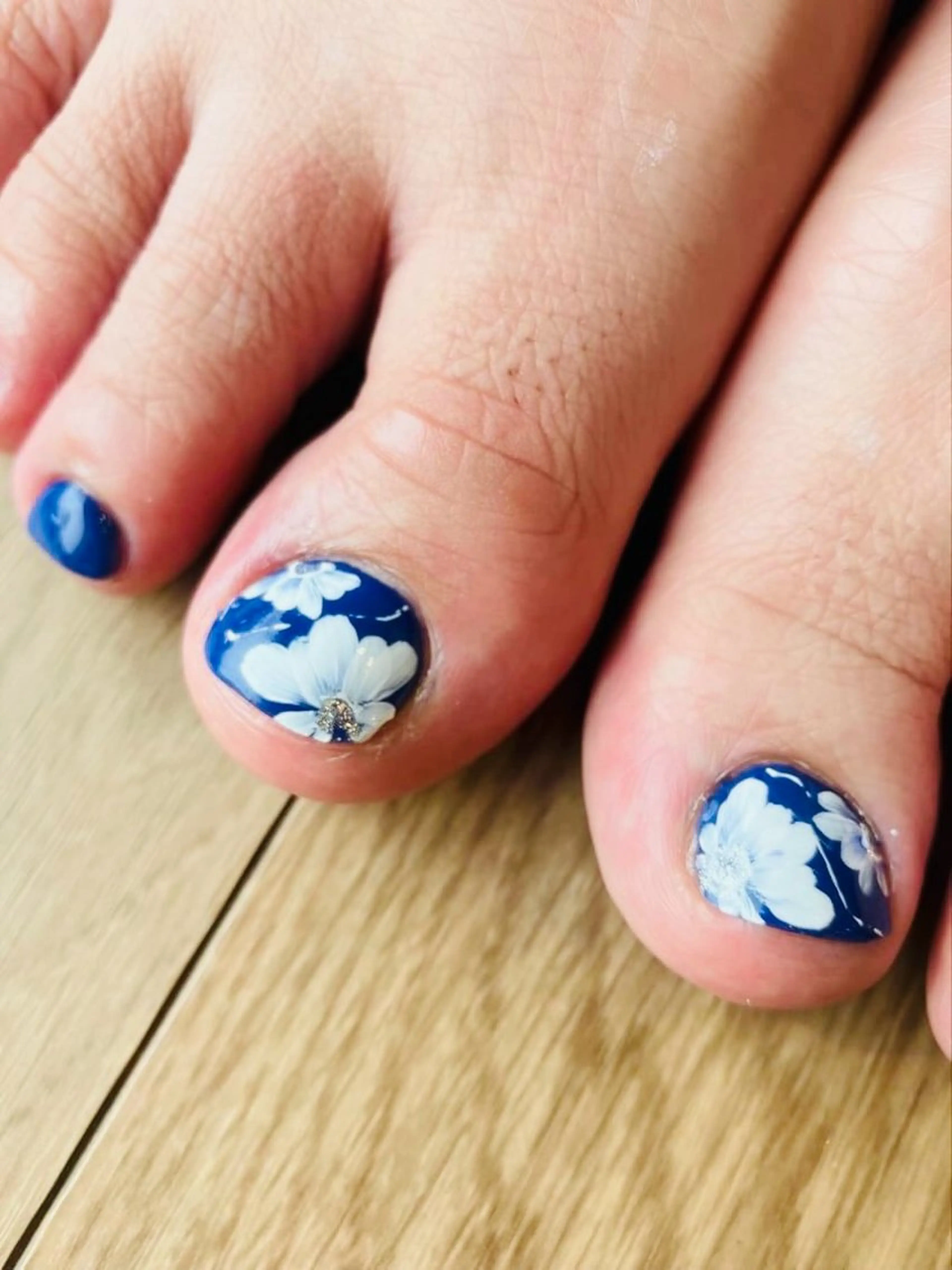 ネイル メラネイル所属・米良 裕子のネイルデザイン