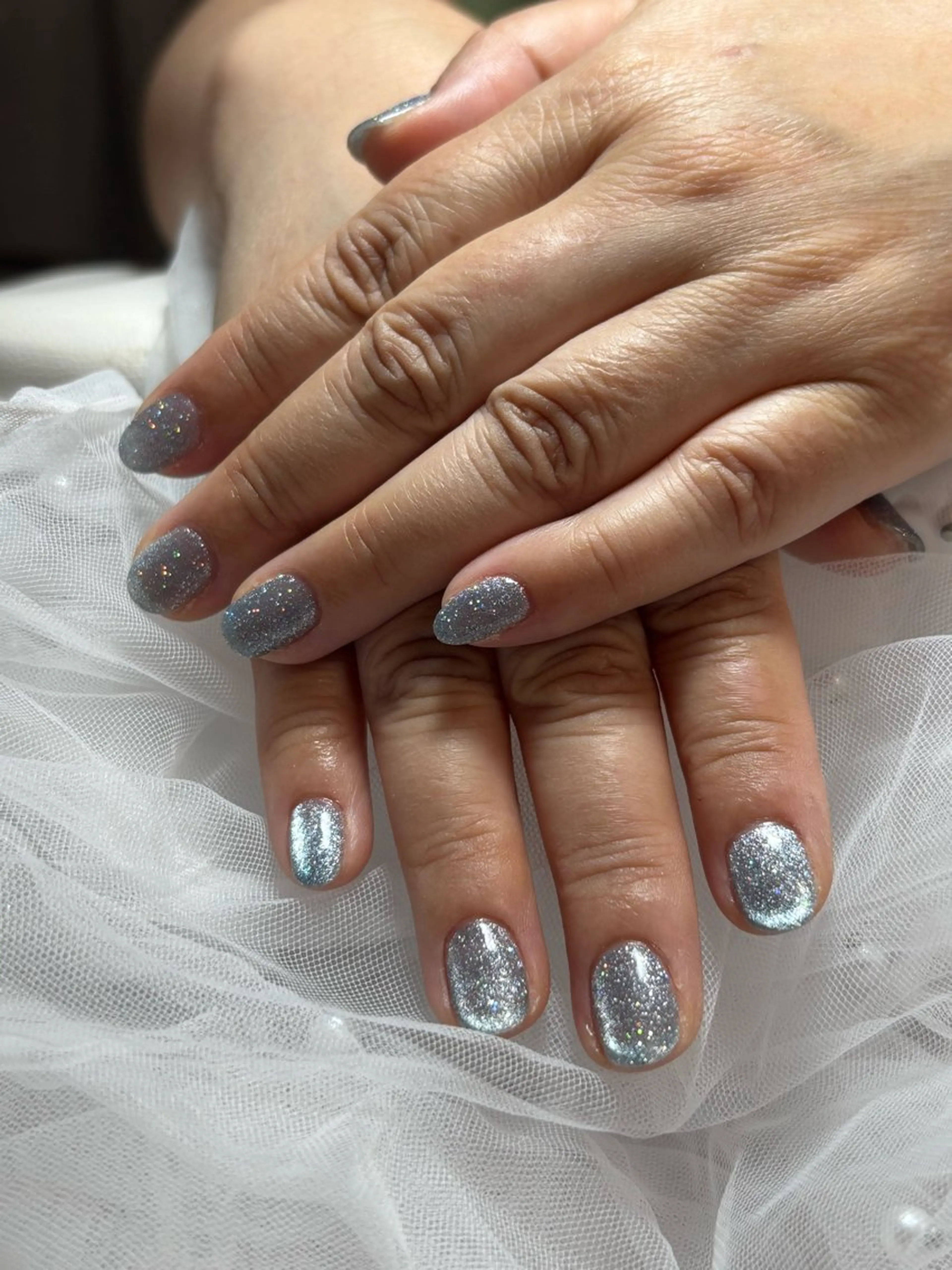 ネイル フラッシュネイル マグネットネイル ワンカラーネイル 三本 綾奈のネイルデザイン