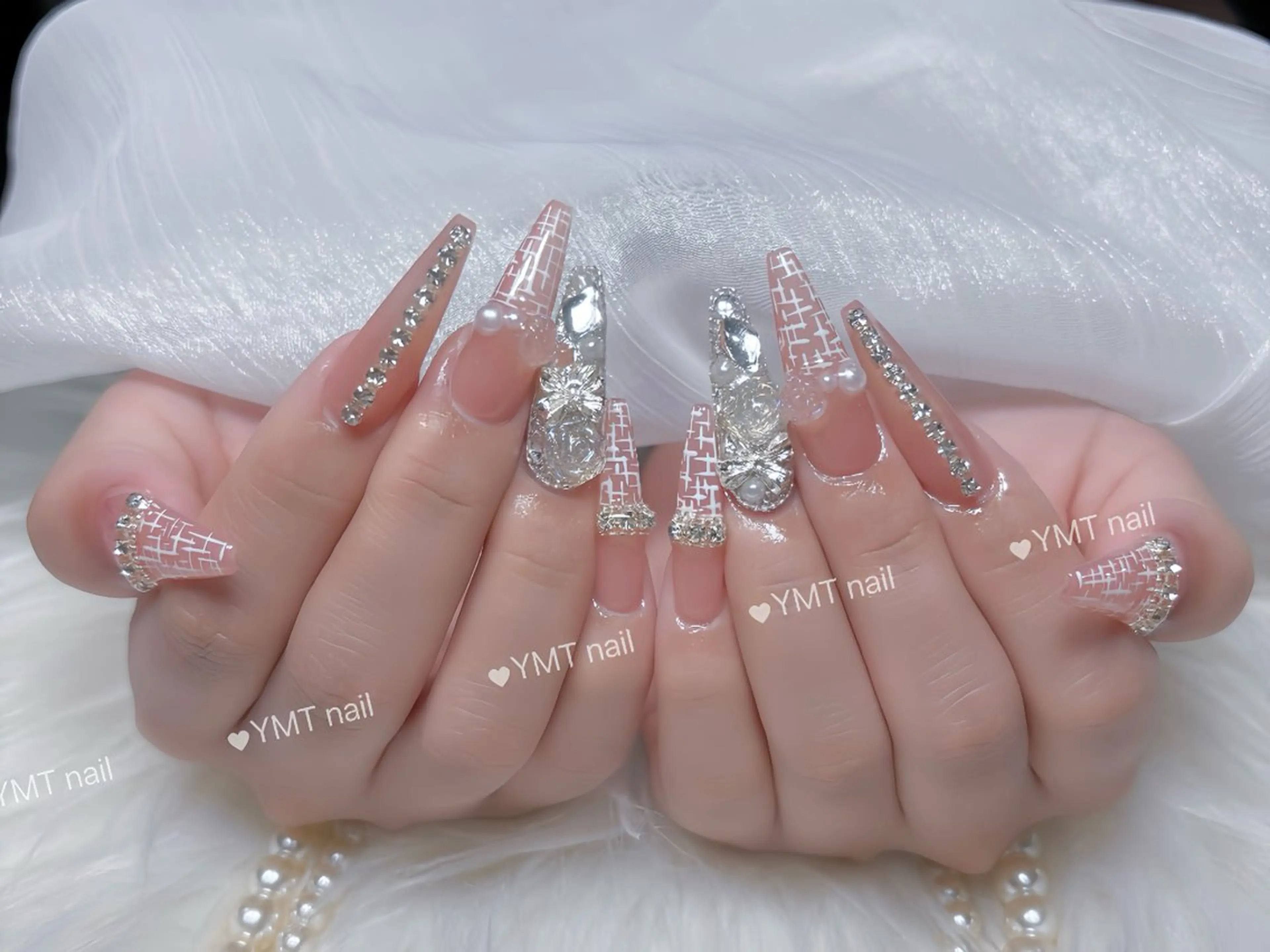 ネイル 長さ出し フットネイル ジェルネイル 韓国ネイル マグネットネイル ハンドネイル YMT NailStudio所属・YMT NailStudioのネイルデザイン