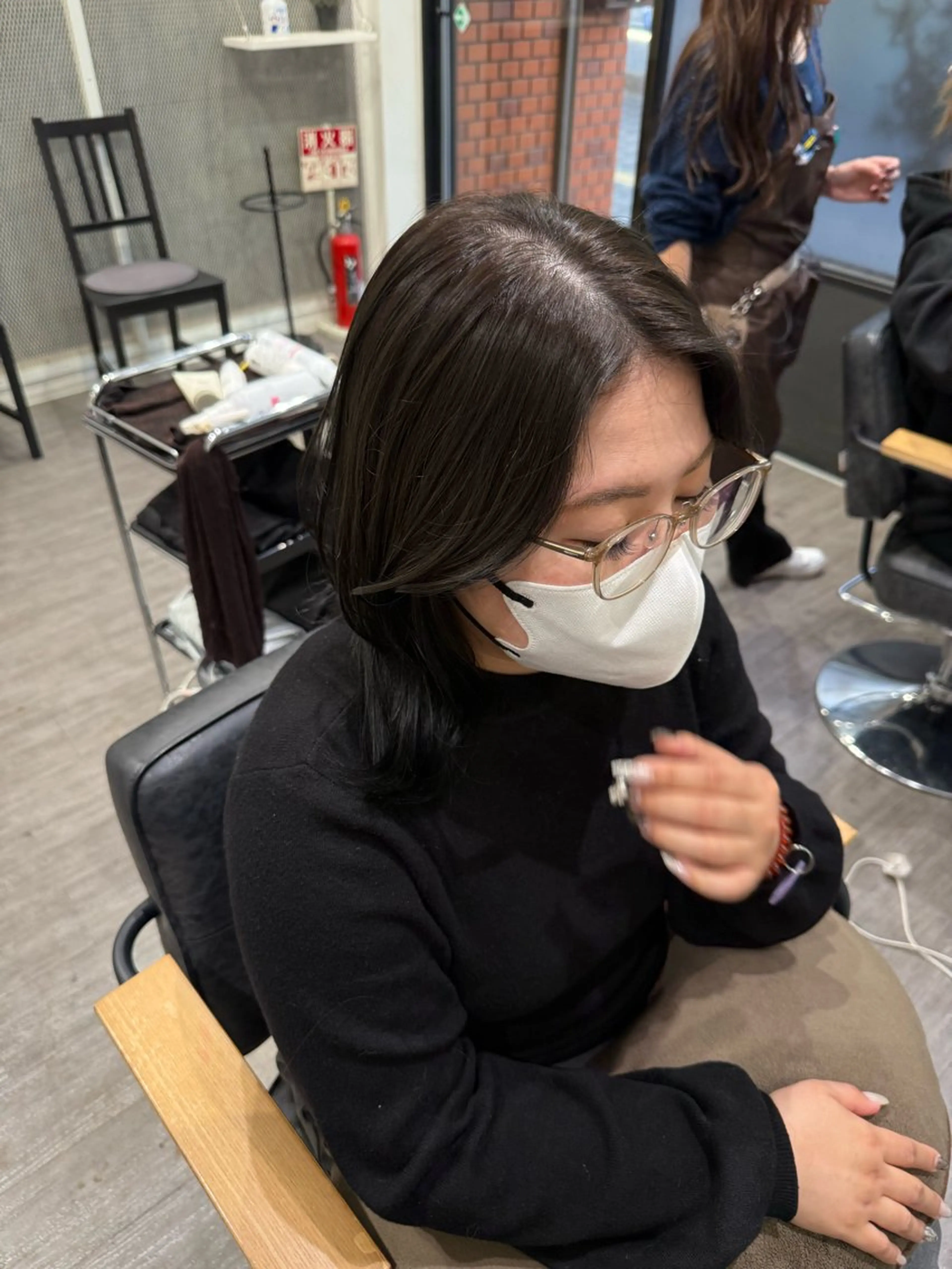 ミディアム カラー アッシュ オリーブアッシュ カット ヘアカラー トリートメント 艶髪レイヤー上田 紗也🇰🇷💗のヘアスタイル