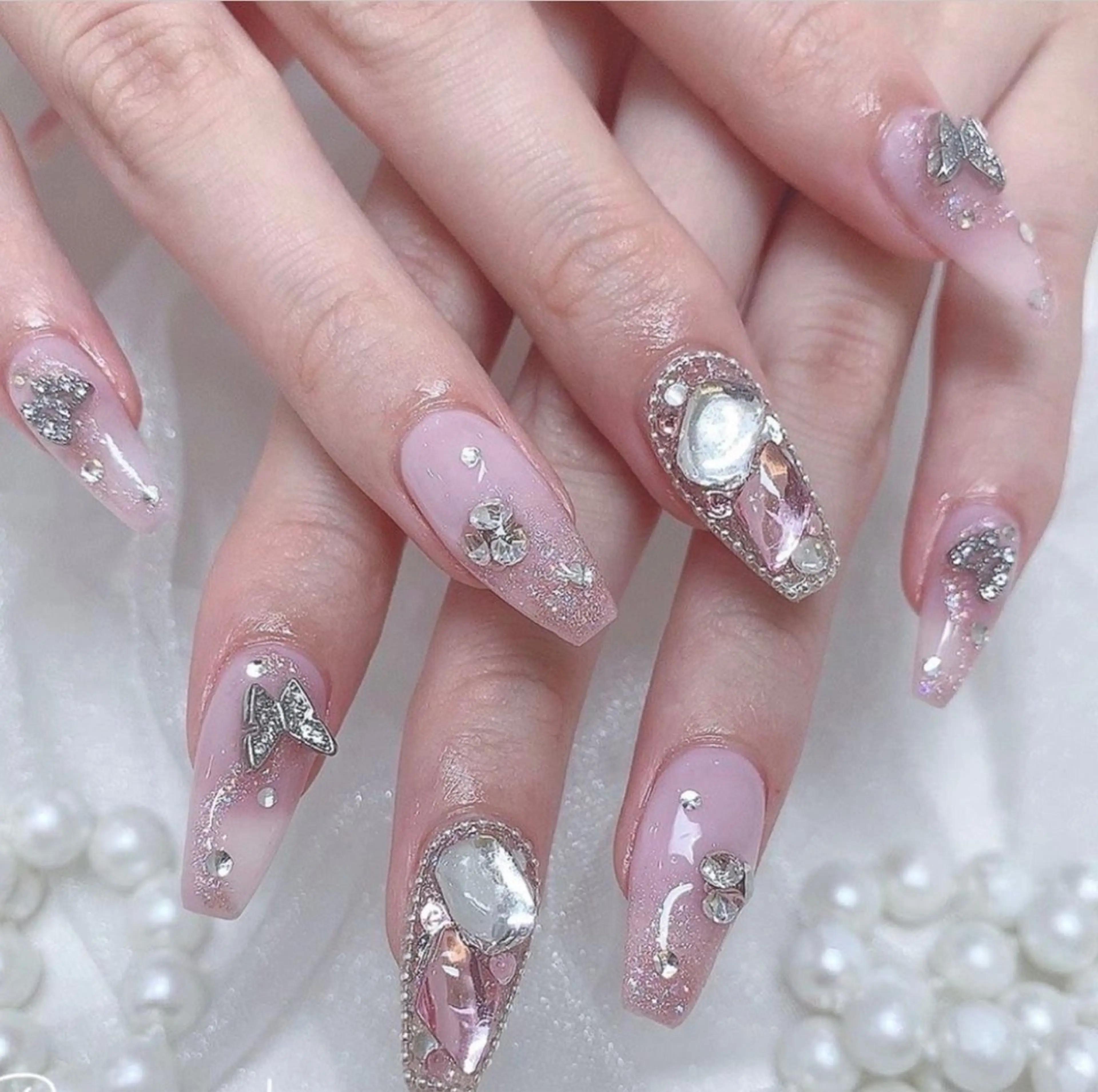 ネイル Lyna 池袋のネイルデザイン