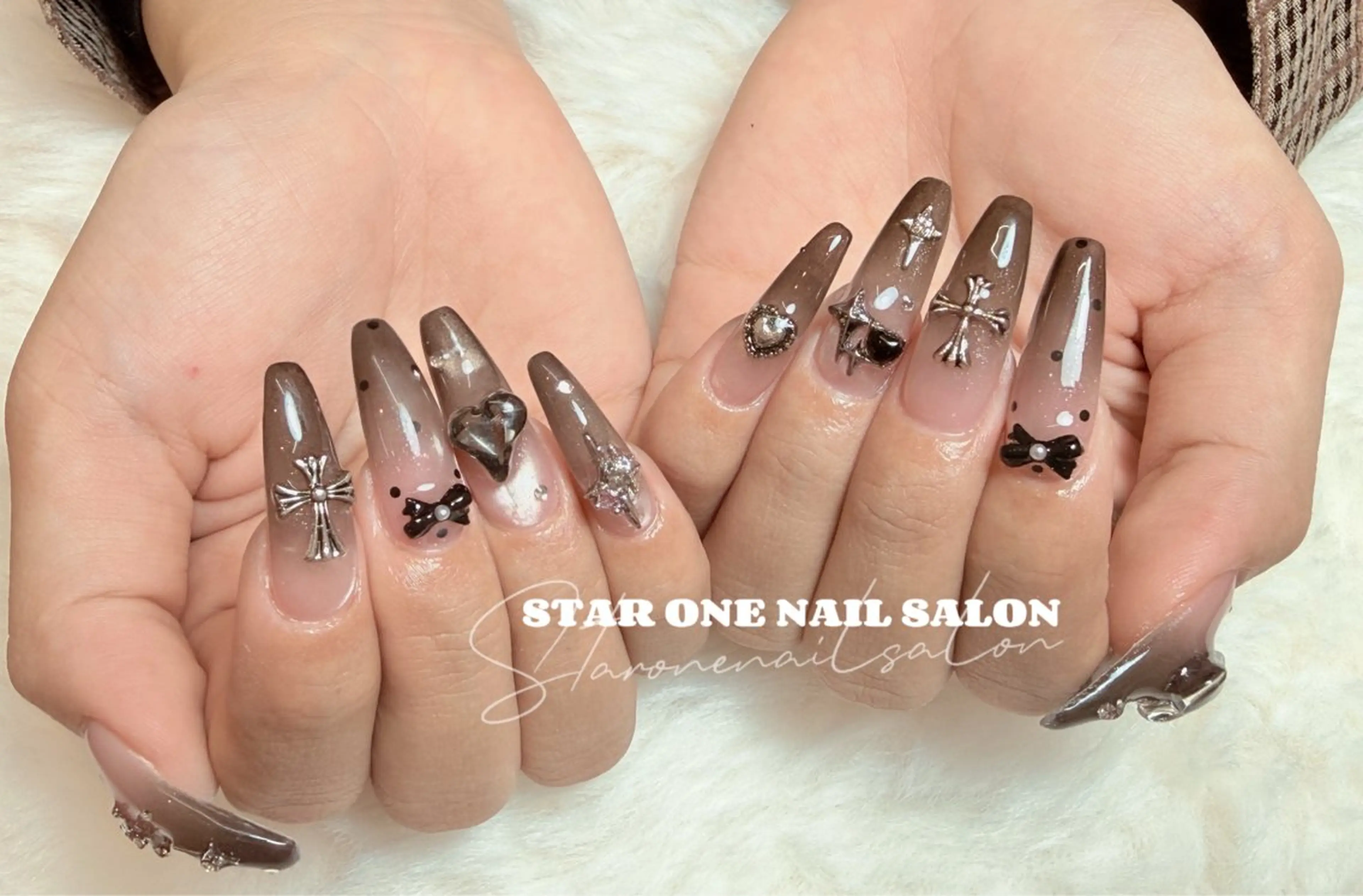 ネイル ハンドネイル 星 あみのネイルデザイン