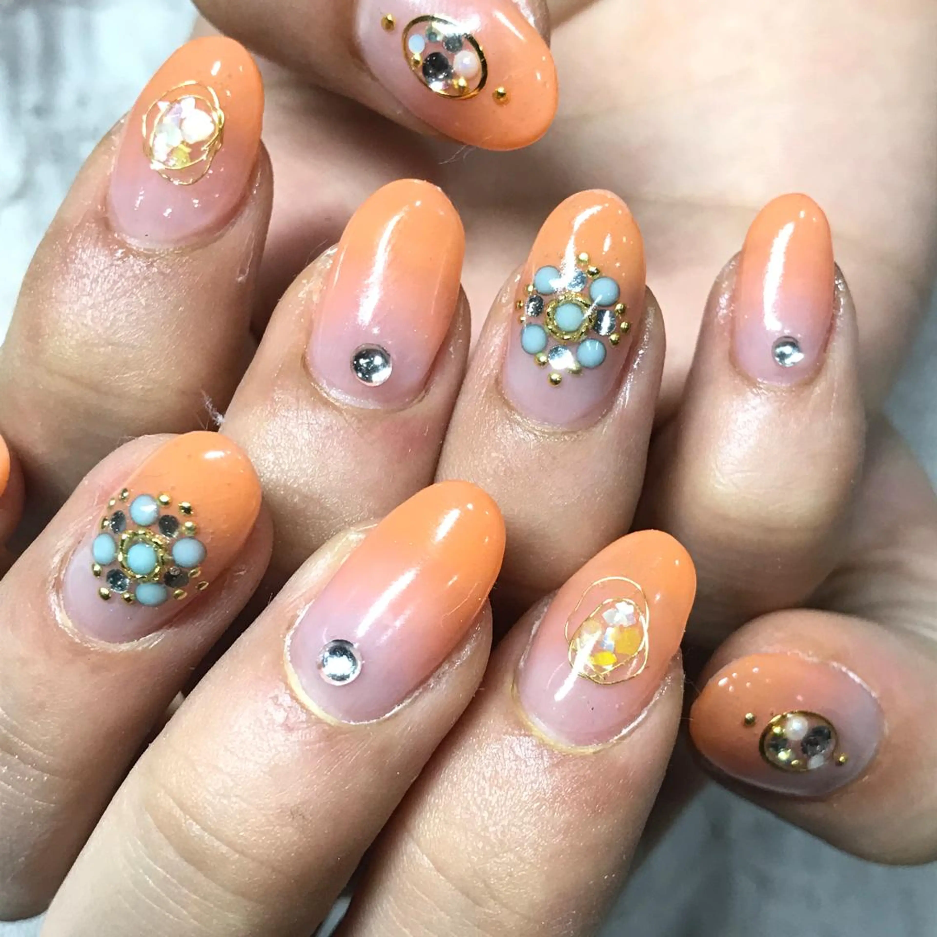 ネイル ジェルネイル 渋谷ビュレネイル Kaoruのネイルデザイン