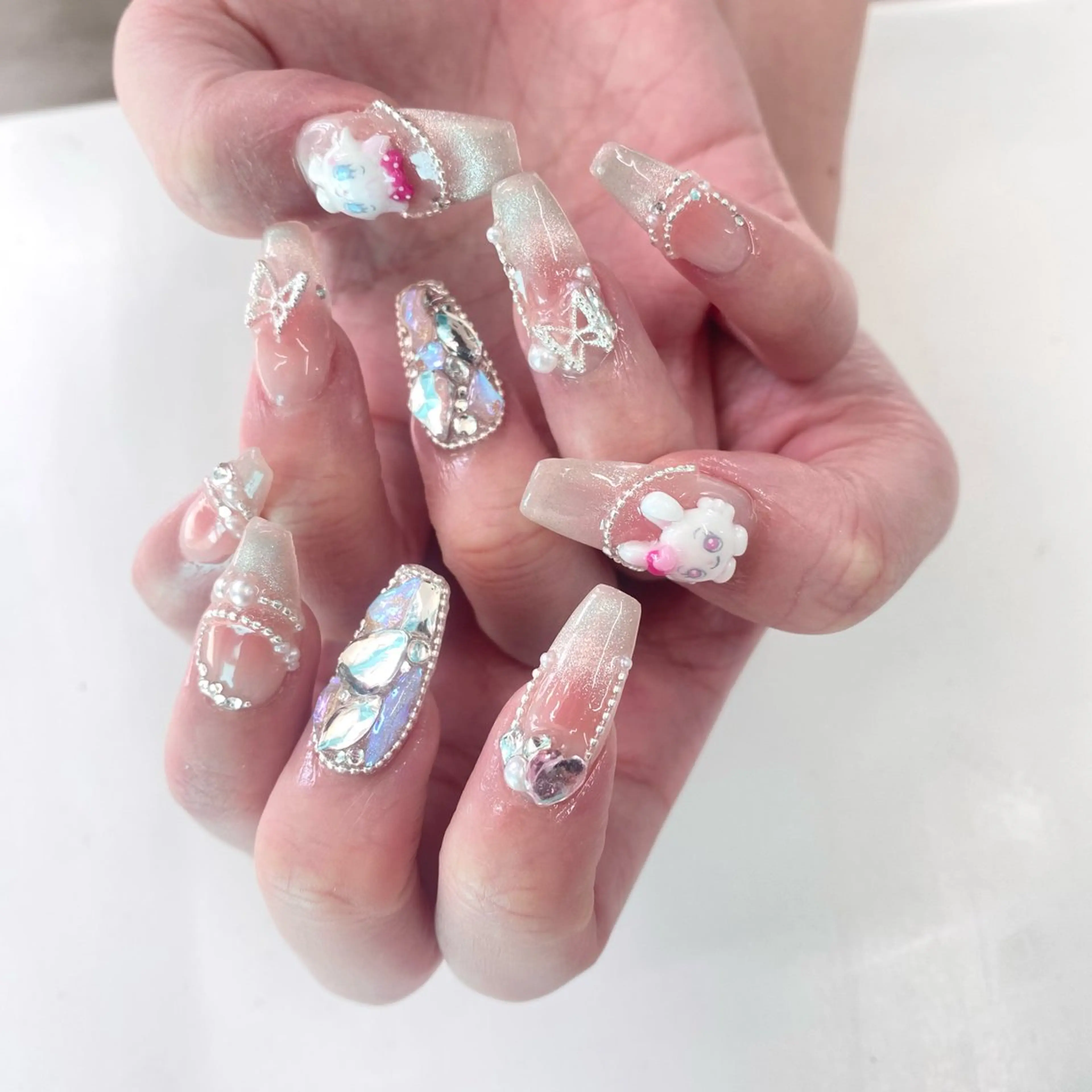 ネイル ハンドネイル Kira-ra所属・Kira-ra💎 KIRARIのネイルデザイン