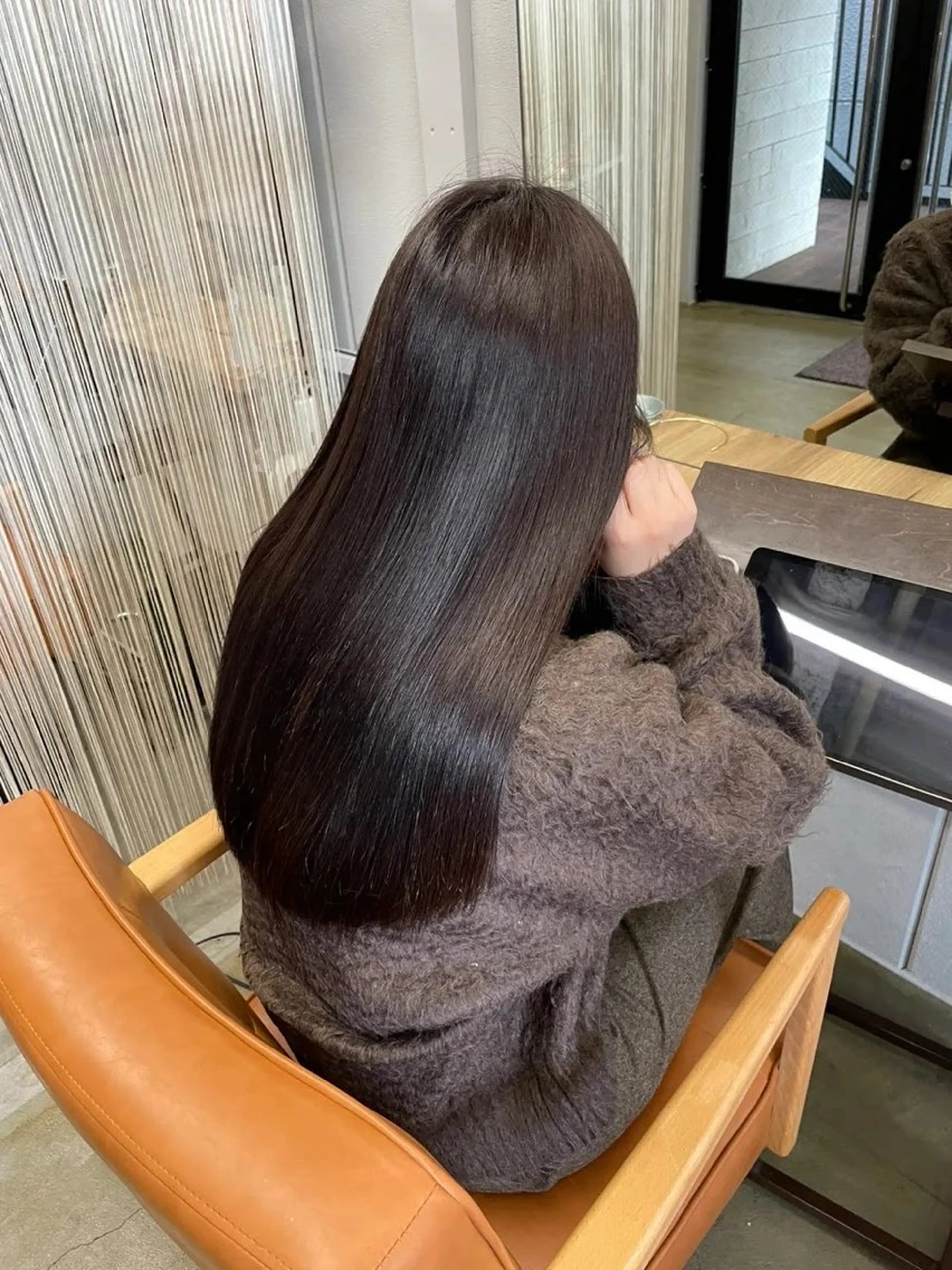 ロング カラー ライツ オオサカのヘアスタイル