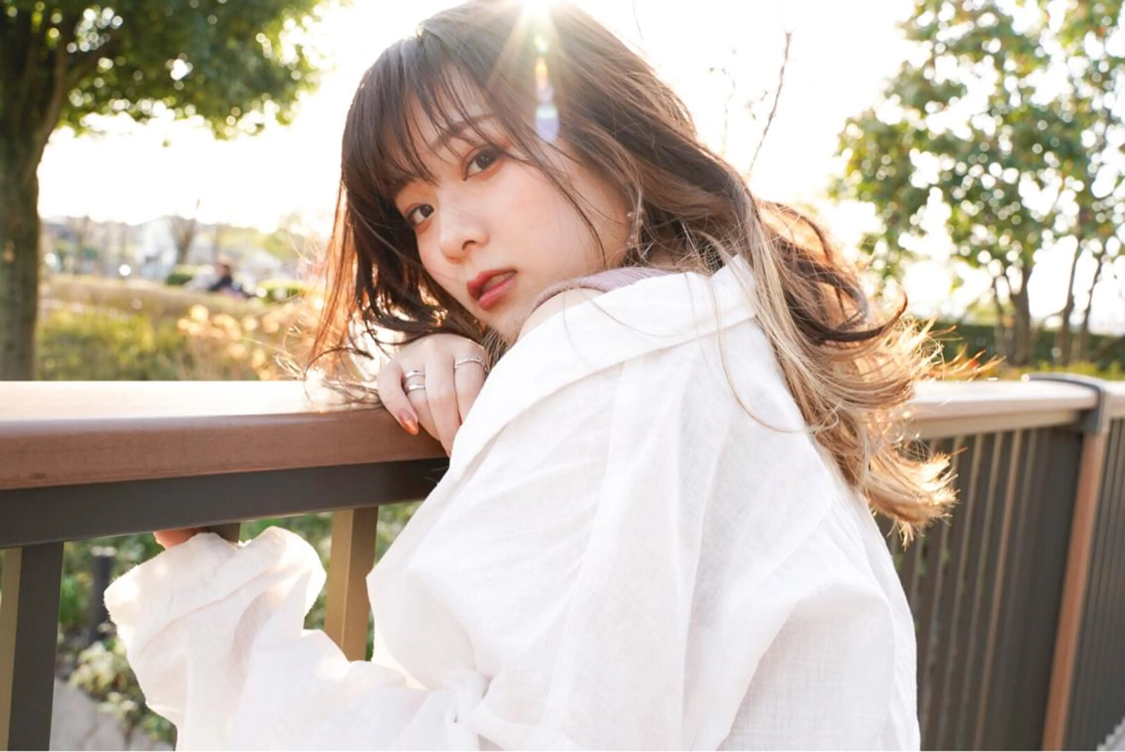 ロング カラー ベージュカラー インナーカラー YUKO/ 似合わせ韓国風パーマのヘアスタイル