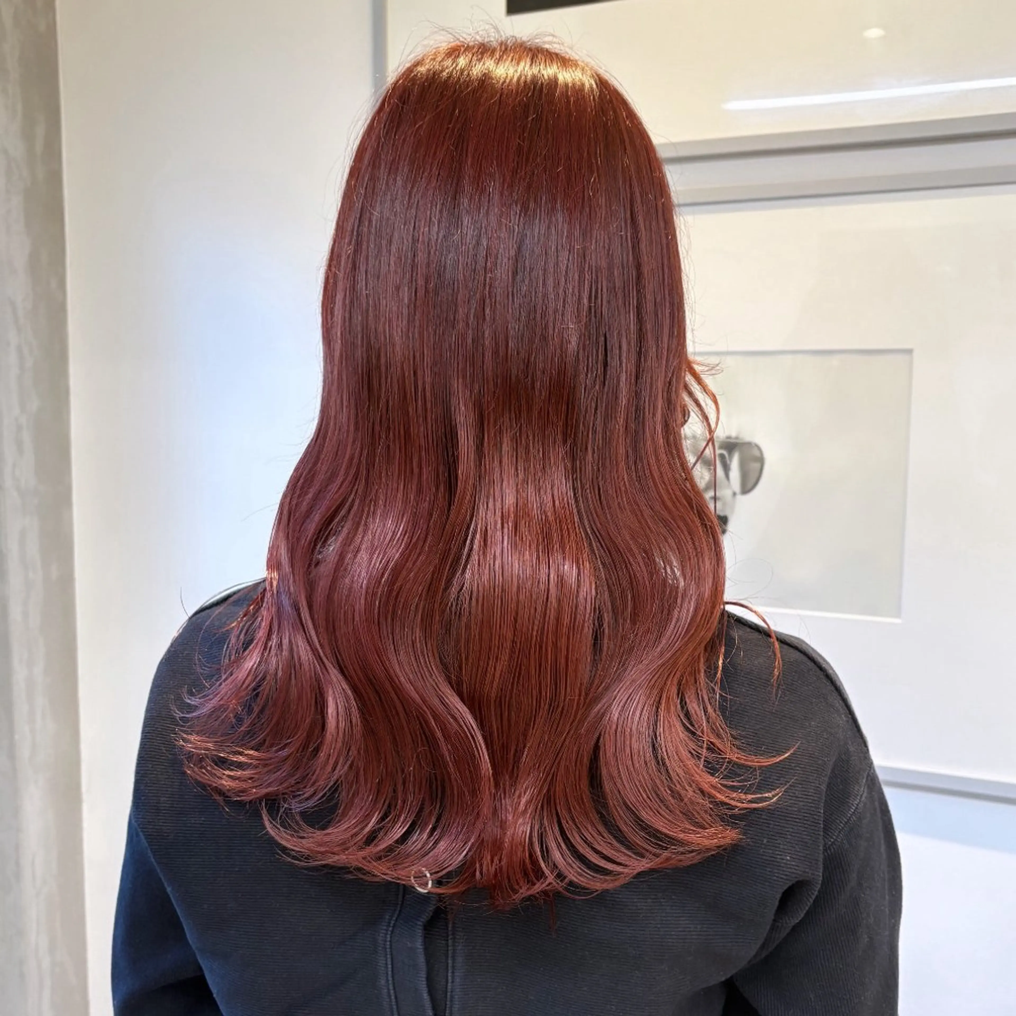 セミロング カラー ブラウンカラー カシス ラベンダーカラー ピンクカラー ピンクブラウン ヘアカラー トリートメント ヘッドスパ ヘアセット カジュアルを女っぽく 𝗮𝘆𝗮𝗰𝗼のヘアスタイル