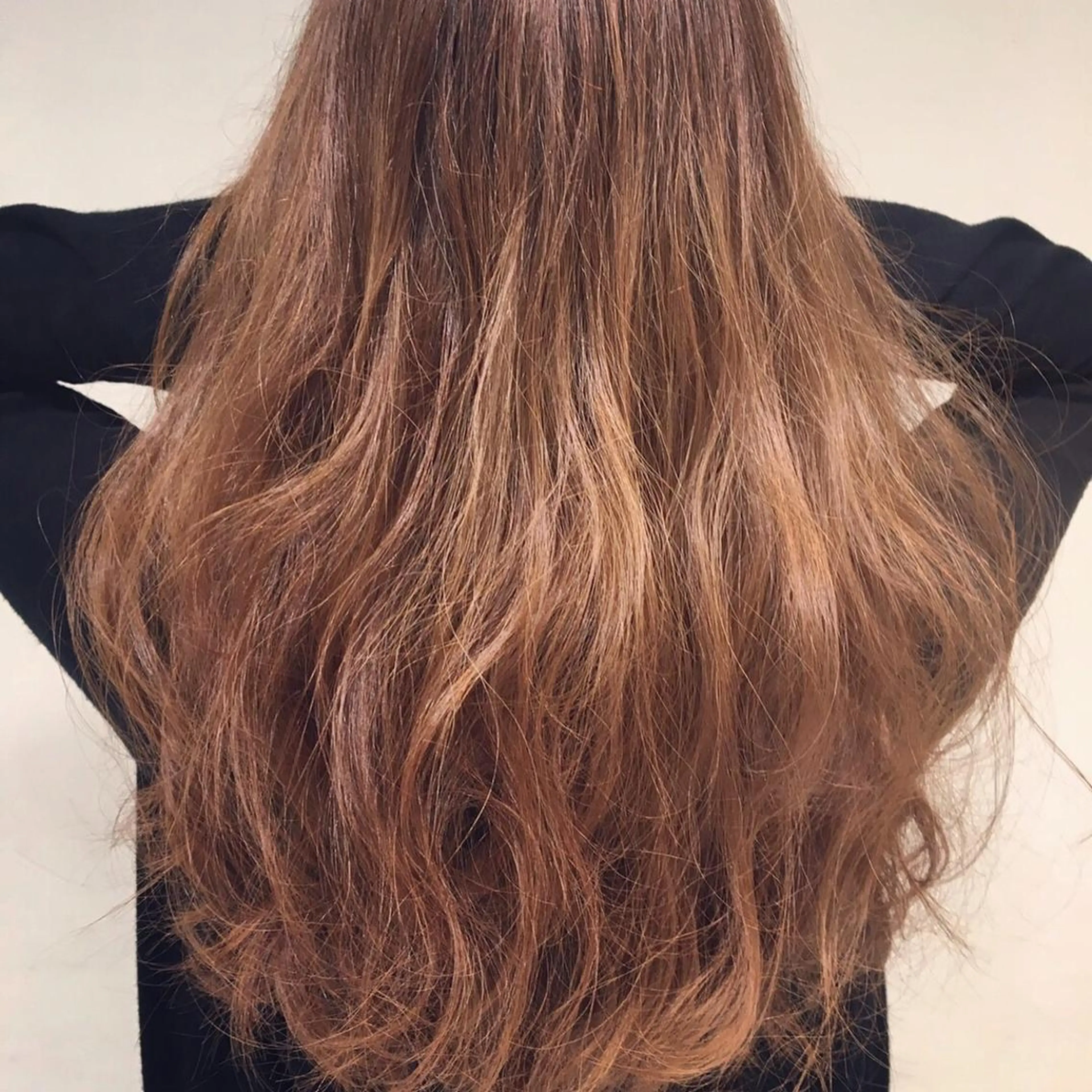 セミロング カラー アッシュ ベージュカラー Eir-LUXE-所属・Eir-LUXE- 代表　鈴木翔平のヘアスタイル