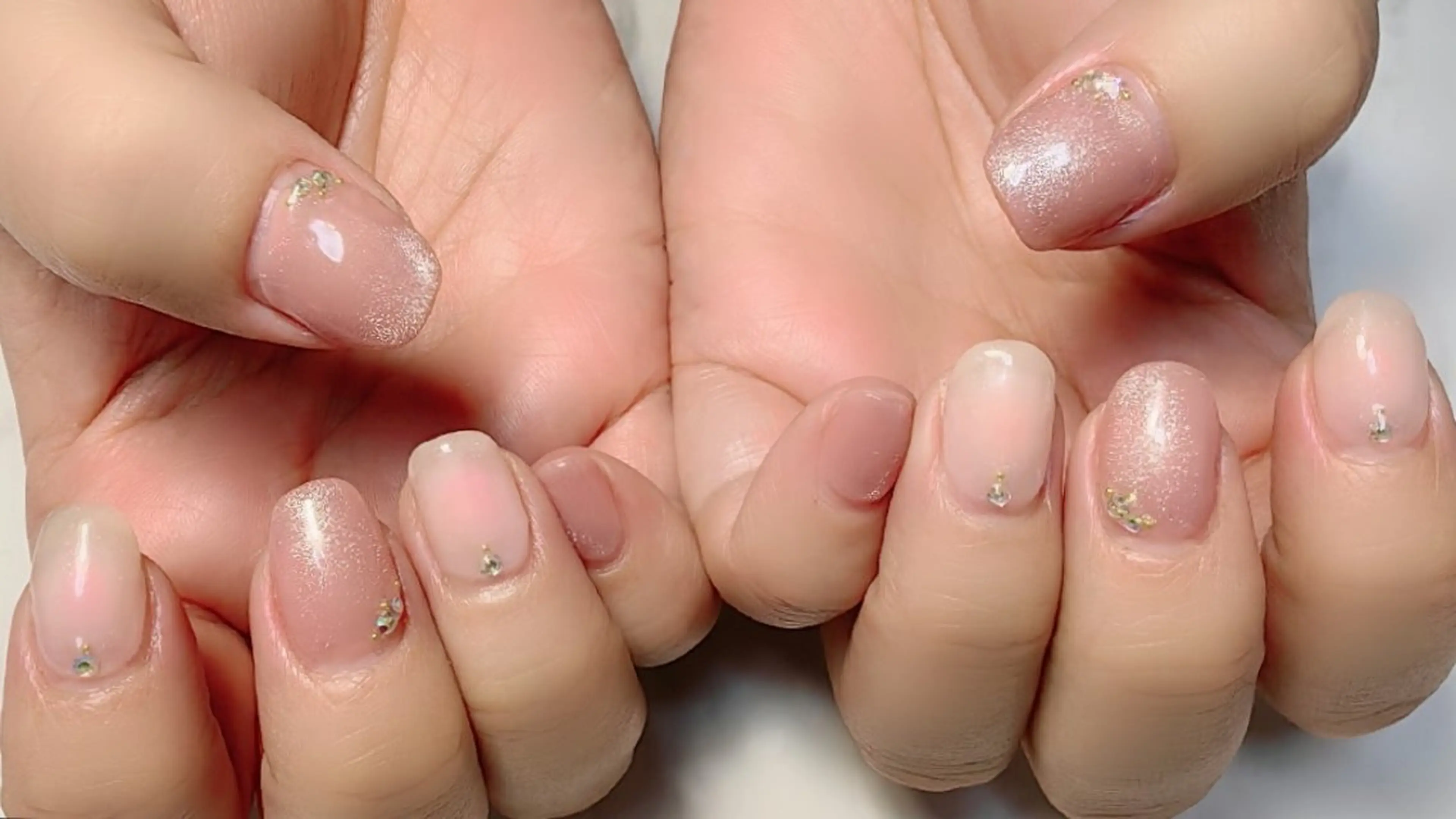 ネイル オフィスネイル ハンドネイル reve あやののネイルデザイン