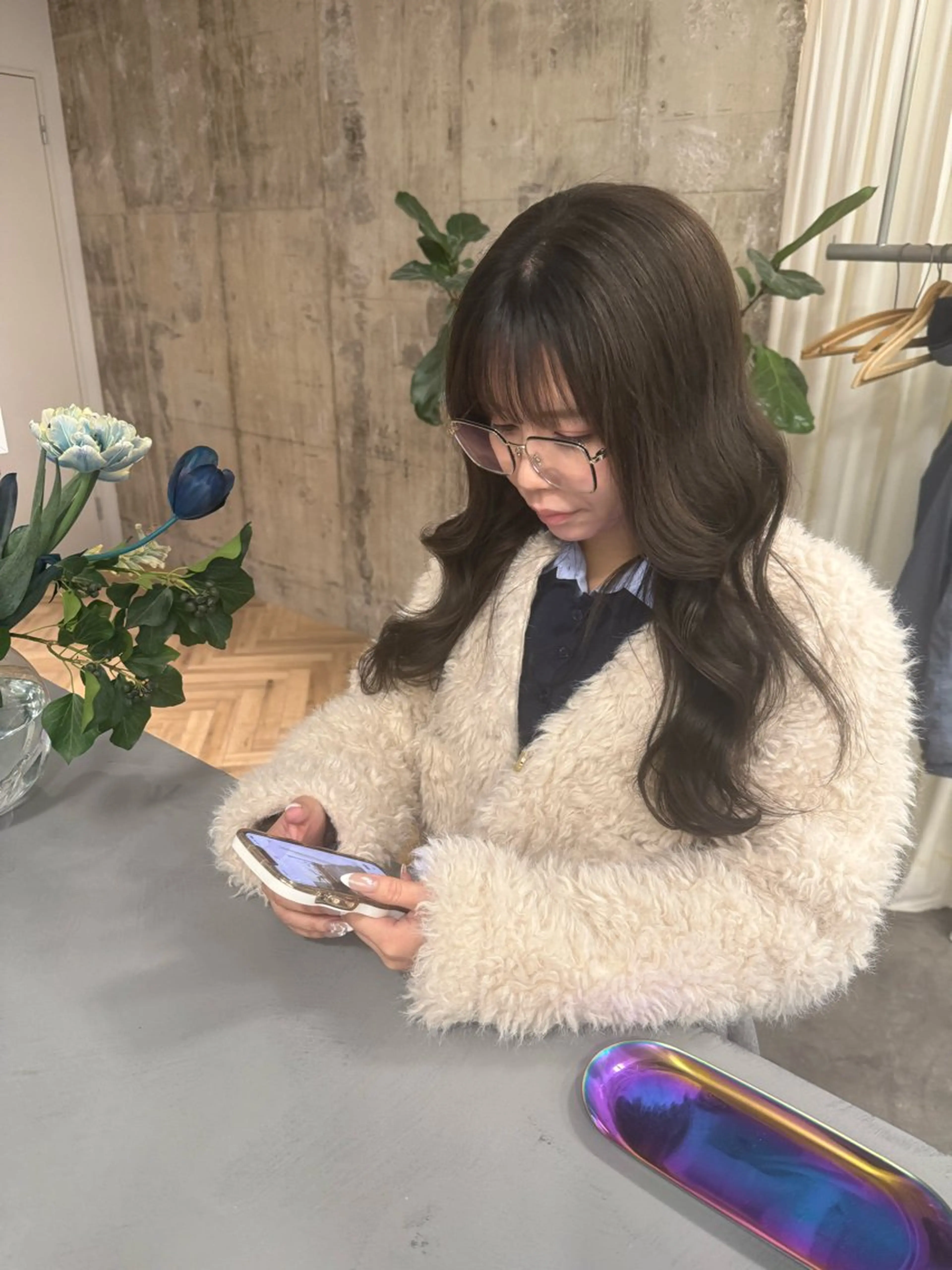 ロング PACE所属・ayumi ／透明感カラーのヘアスタイル