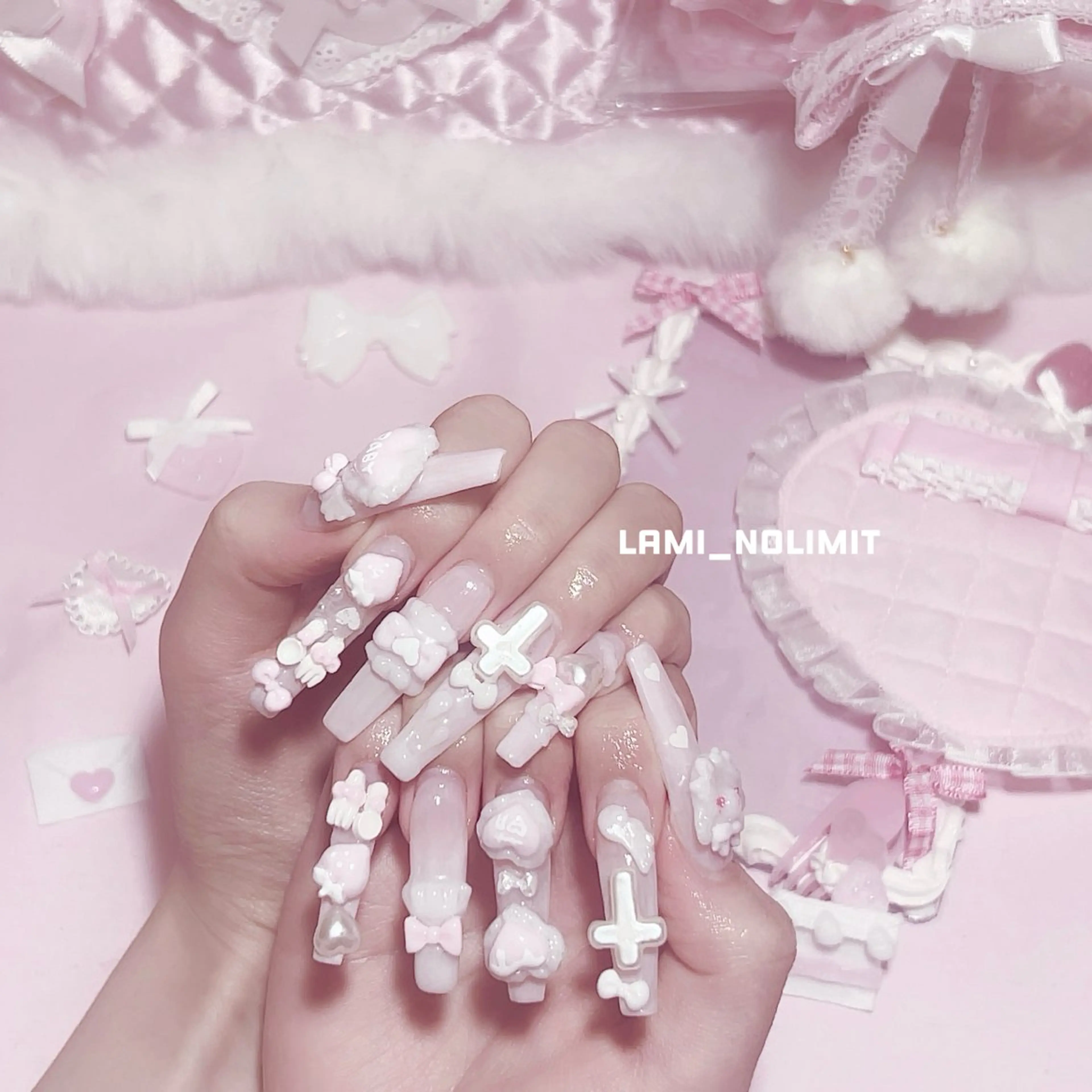 ネイル NOLIMIT.OSAKA所属・NOLIMIT LAMIのネイルデザイン