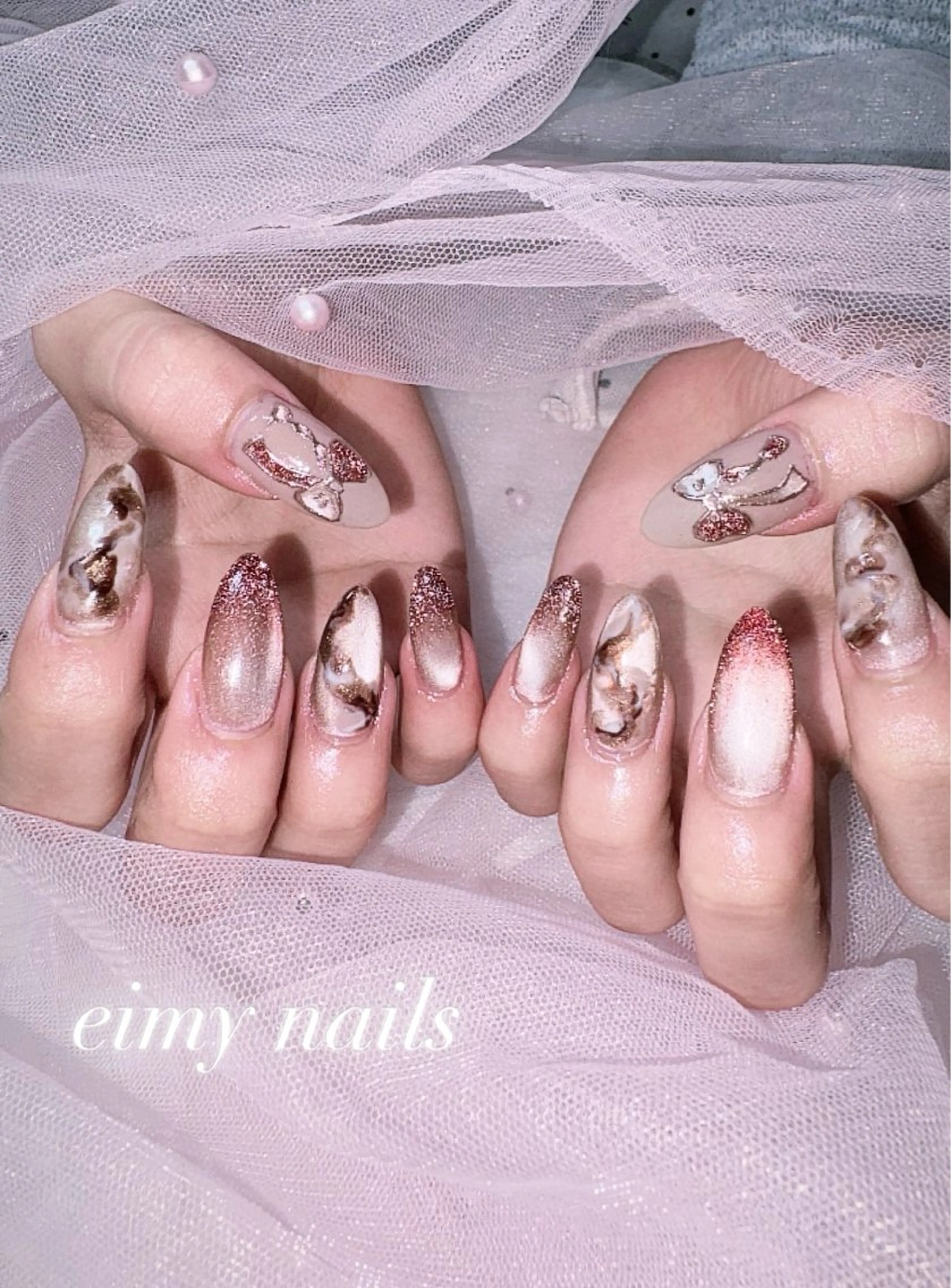 ネイル アートネイル ブラウン フラッシュネイル グラデーション ラメ(グリッター) ハンドネイル 🤍eimy nails🤍所属・eimy nails♡のネイルデザイン