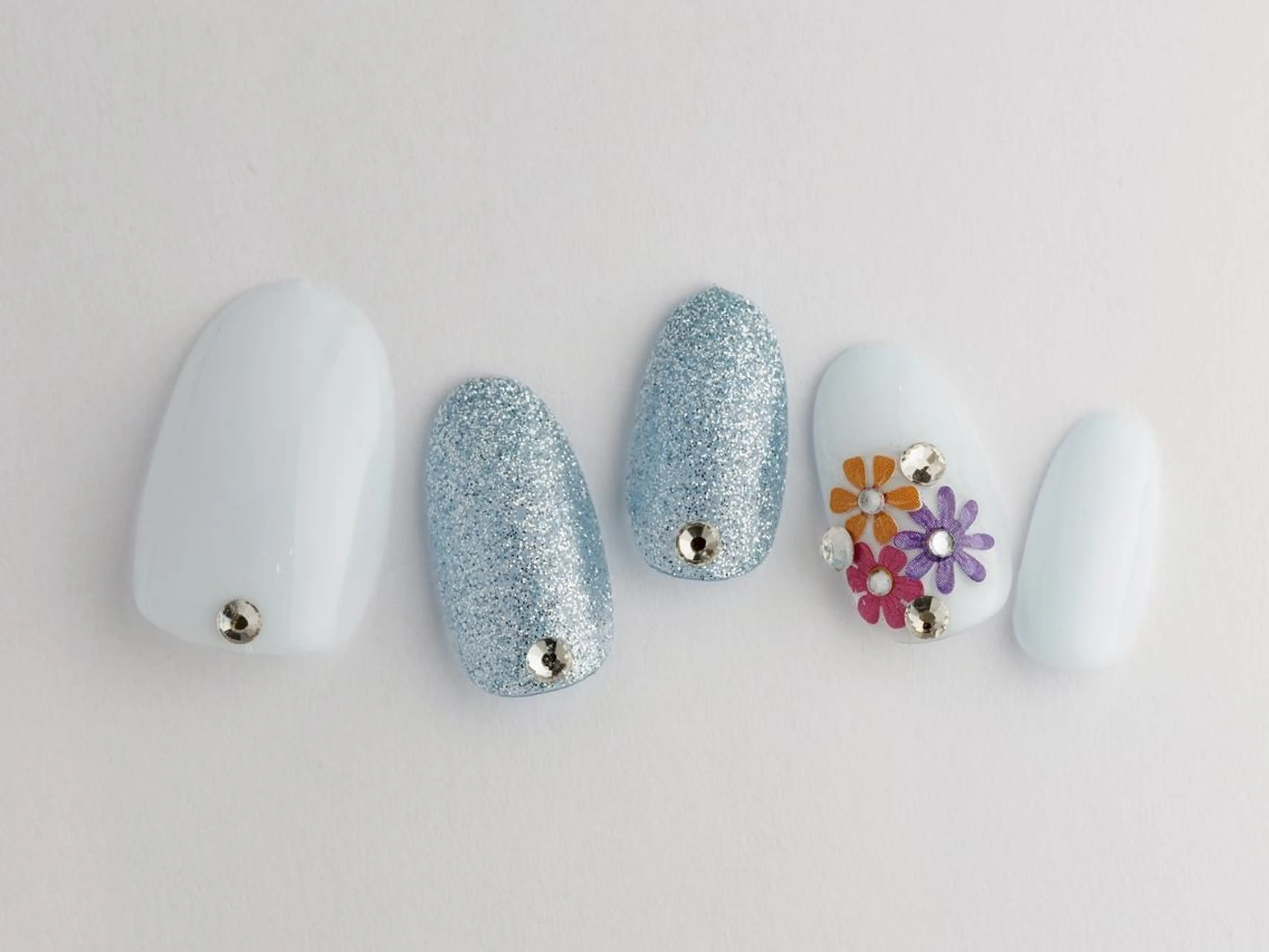 ネイル 💗🪽Tiary Nail🪽💗のネイルデザイン