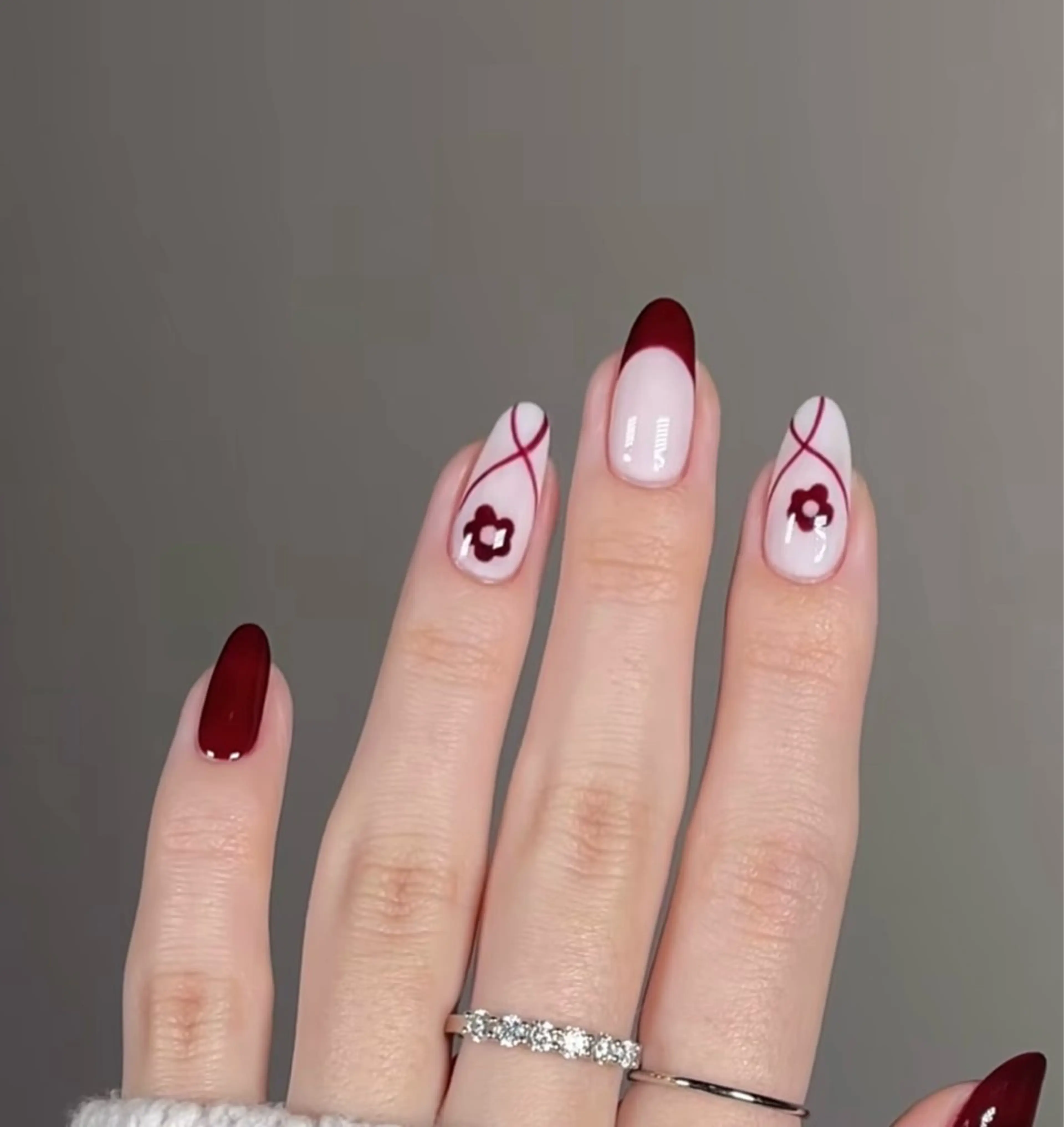 ネイル 韓国ネイル 持ち込み ニュアンスネイル ネイルチップ ハンドネイル TABI ANA.CHUOのネイルデザイン