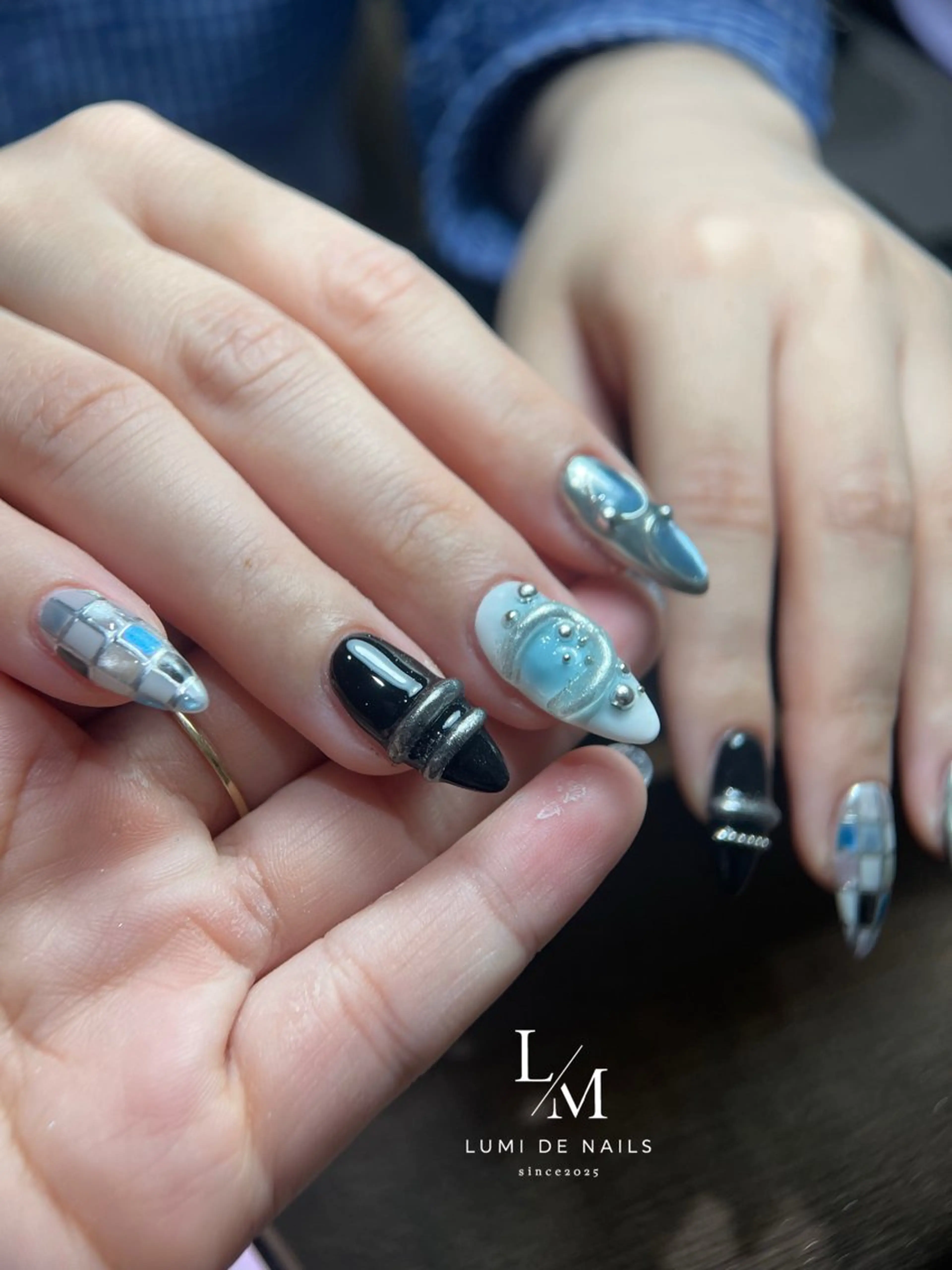 ネイル グラデーション ラメ(グリッター) マグネットネイル ミラーネイル ニュアンスネイル ハンドネイル Lumi de nailsのネイルデザイン