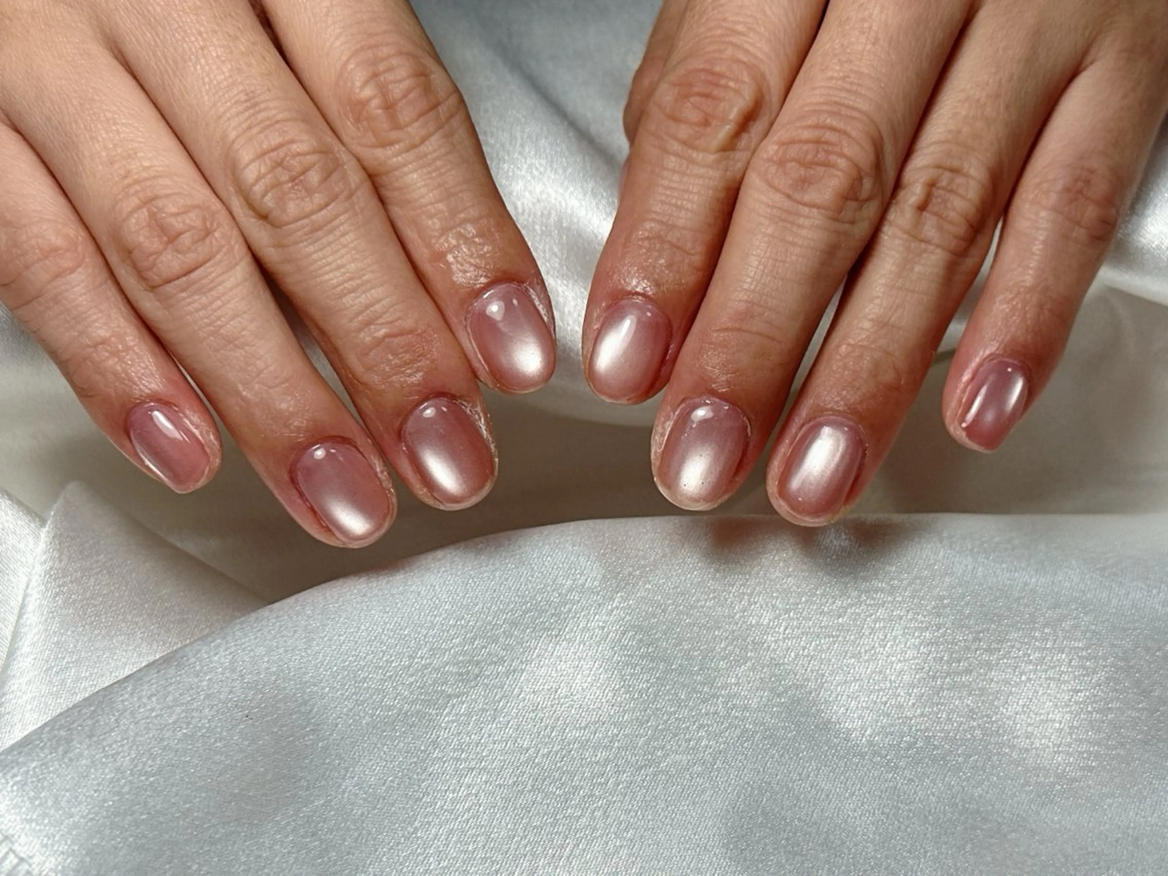 ネイル オーロラネイル フットネイル フレンチネイル ジェルネイル ハート ハンドネイル kiki nail たまプラーザのネイルデザイン