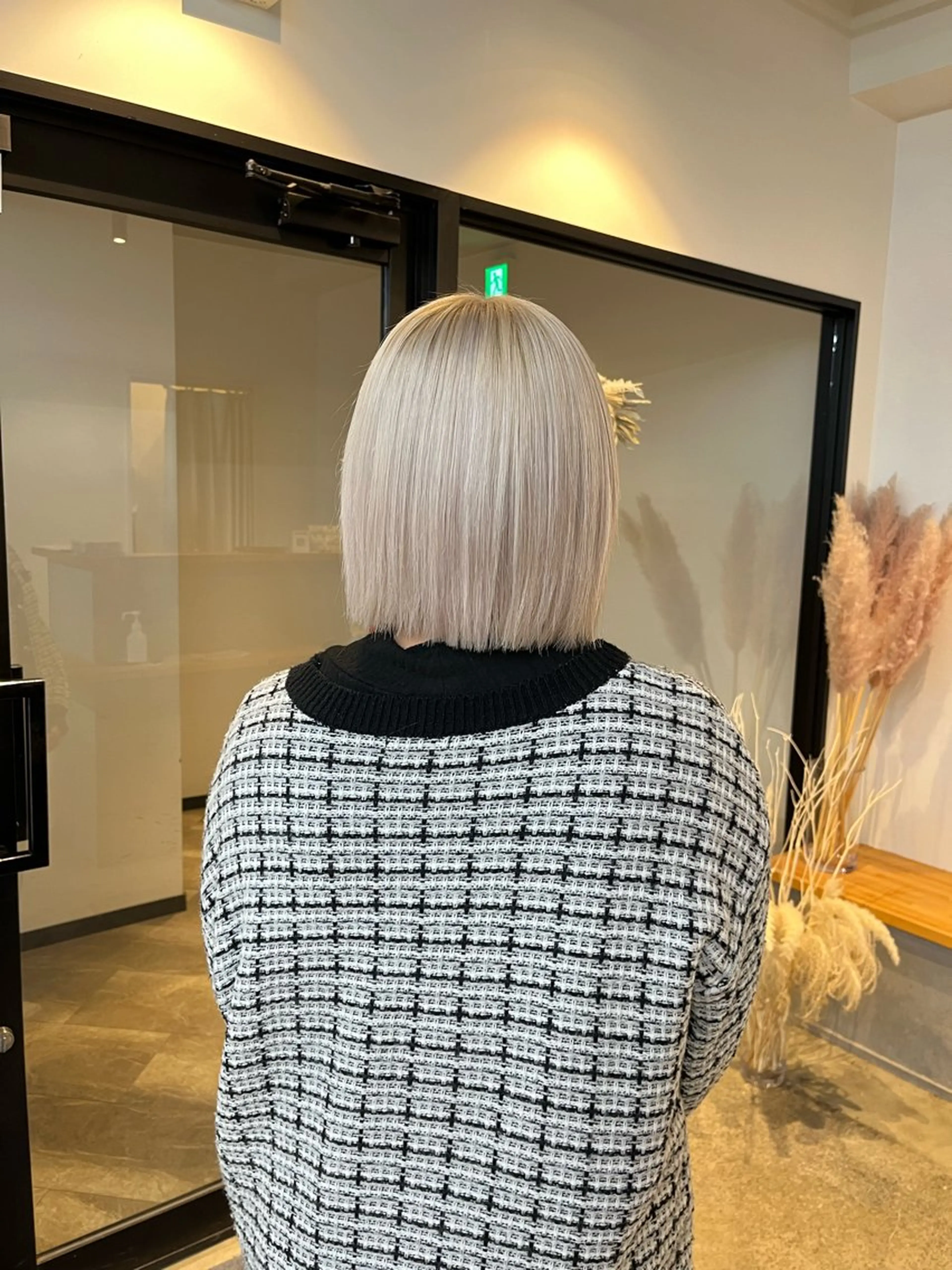 ショート カラー カット ヘアカラー ハイトーンカラ ー/小川のヘアスタイル