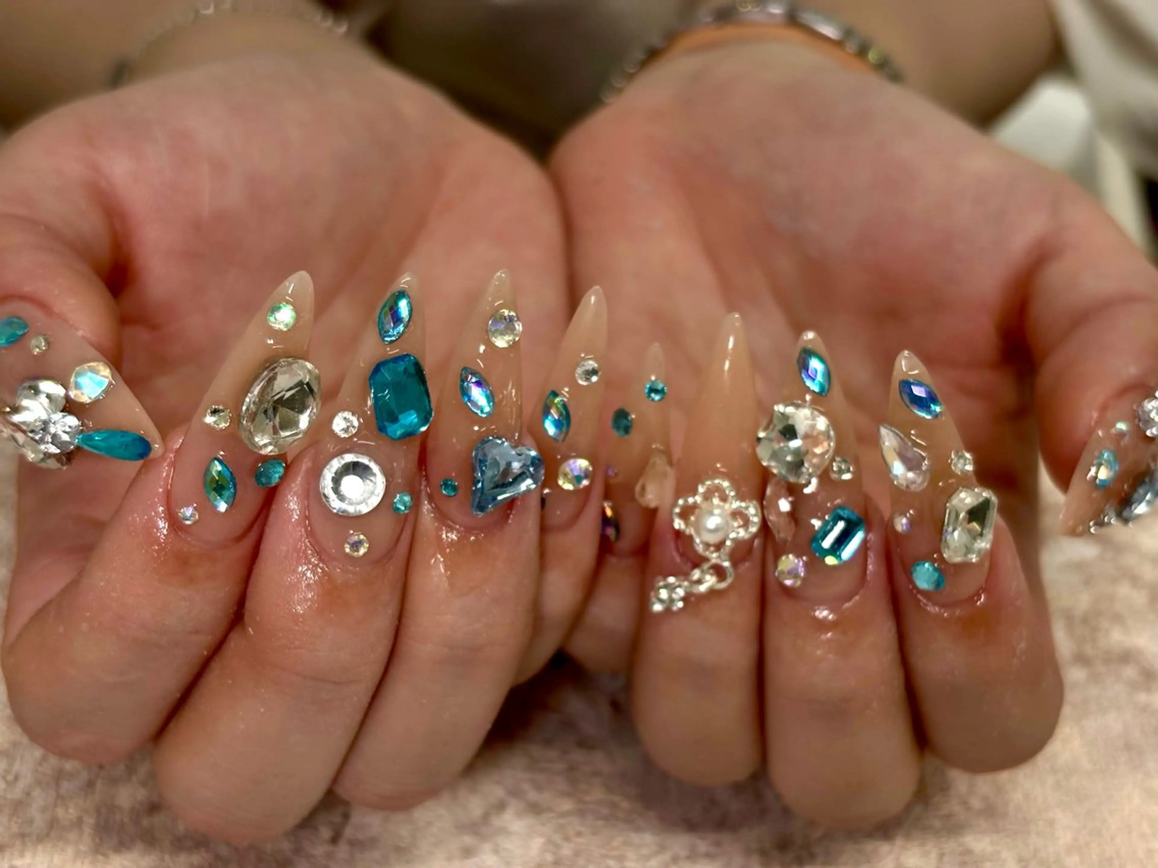 ネイル ハンドネイル HaL NaiLのネイルデザイン