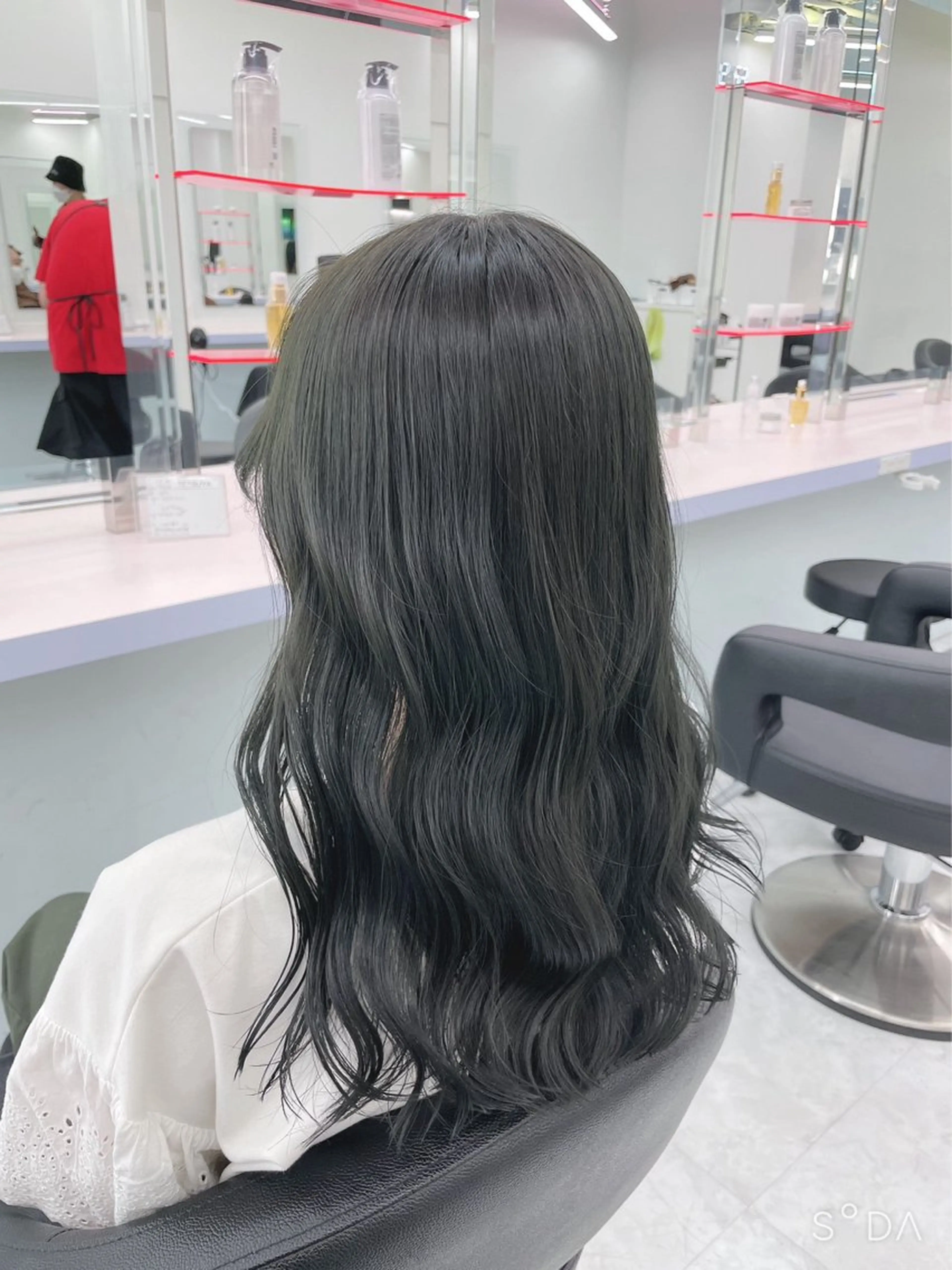 ロング カラー パーマ ヘアアレンジ メンズ 🤍透明感カラー🤍 ブリーチ🤍AINEのヘアスタイル