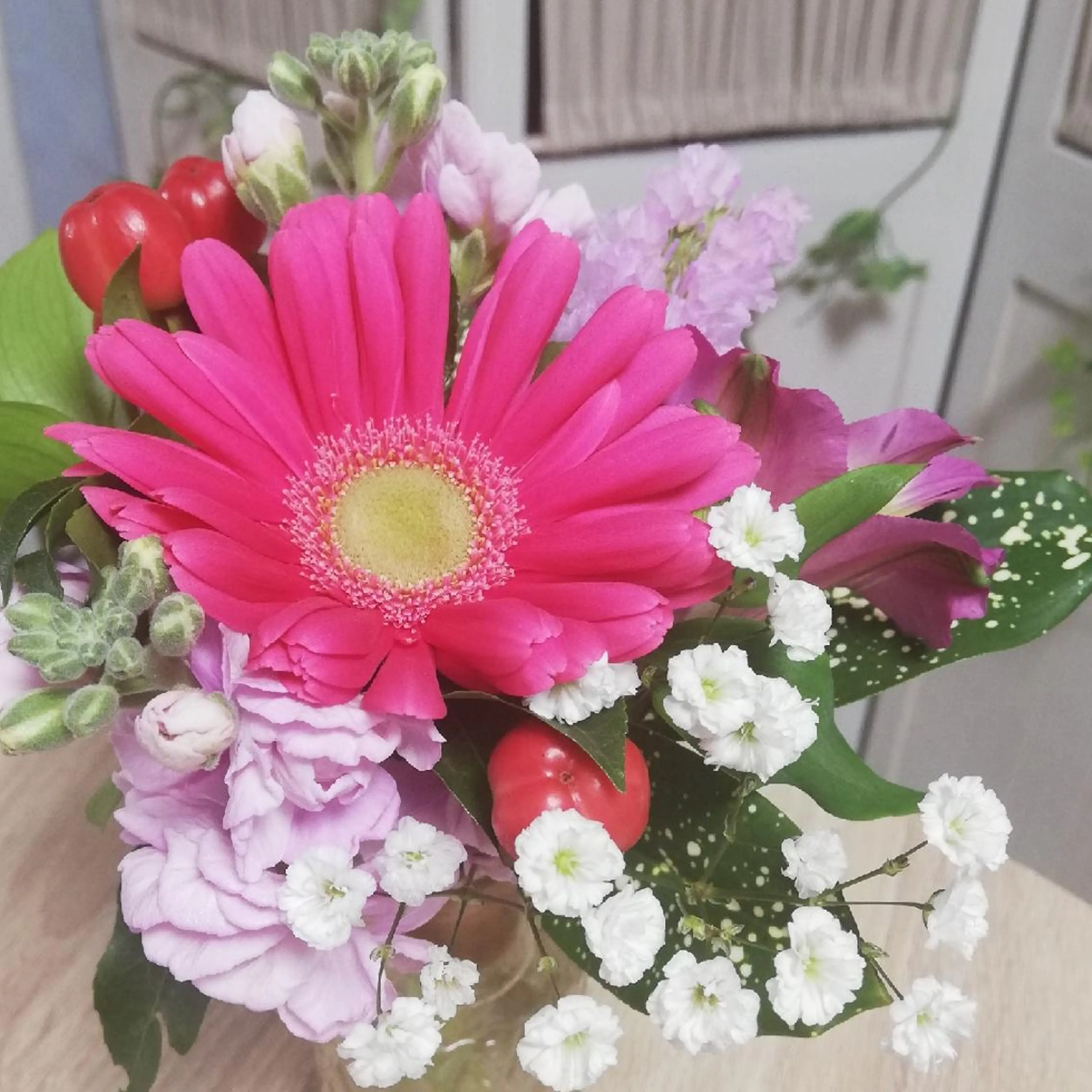 angelux 所属・完全個室サロン🌹 angelux🌹のマツエク・マツパデザイン