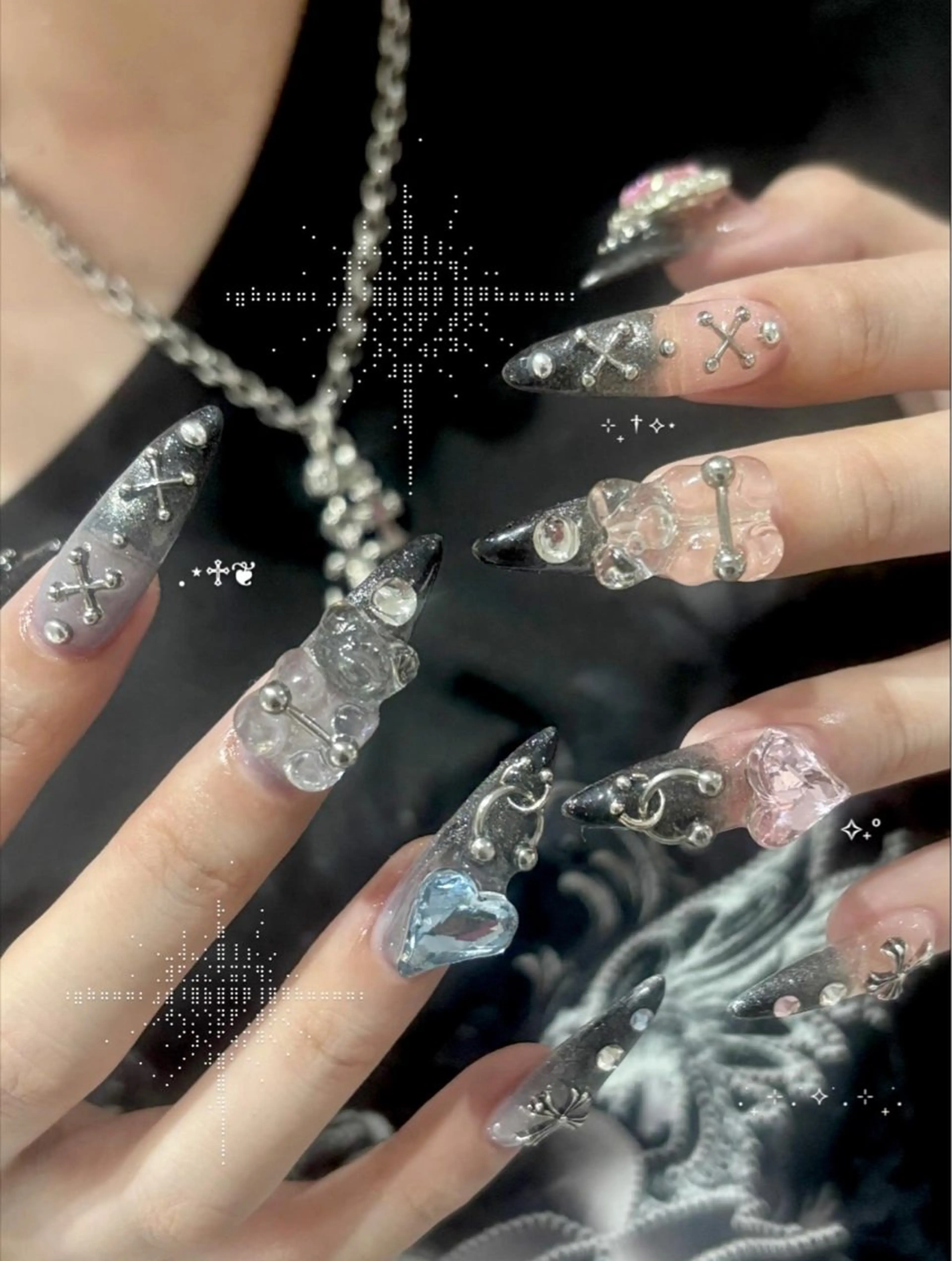 ネイル ハンドネイル mitsuki .のネイルデザイン