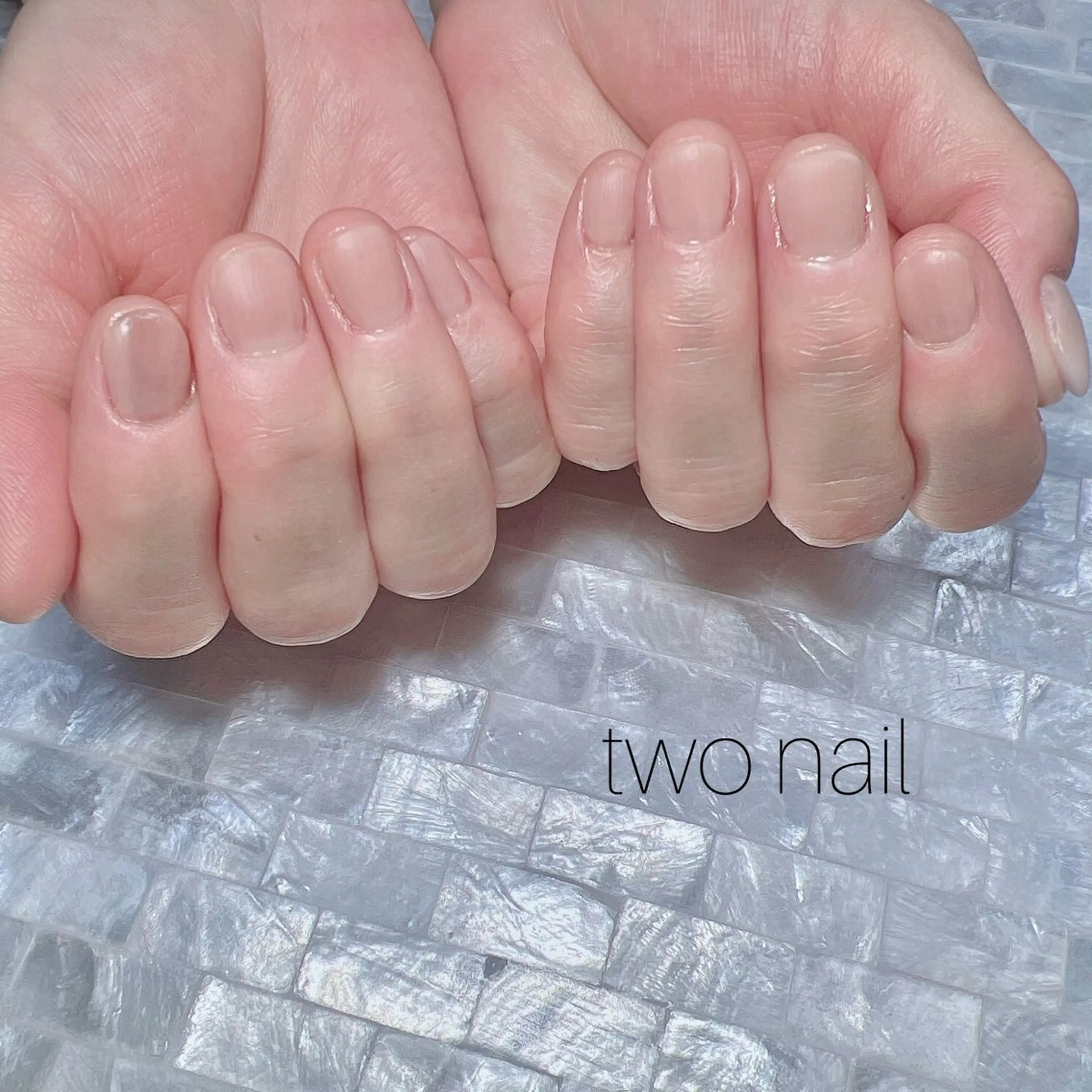 ネイル ネイルチップ ホワイト ハンドネイル two nailのネイルデザイン
