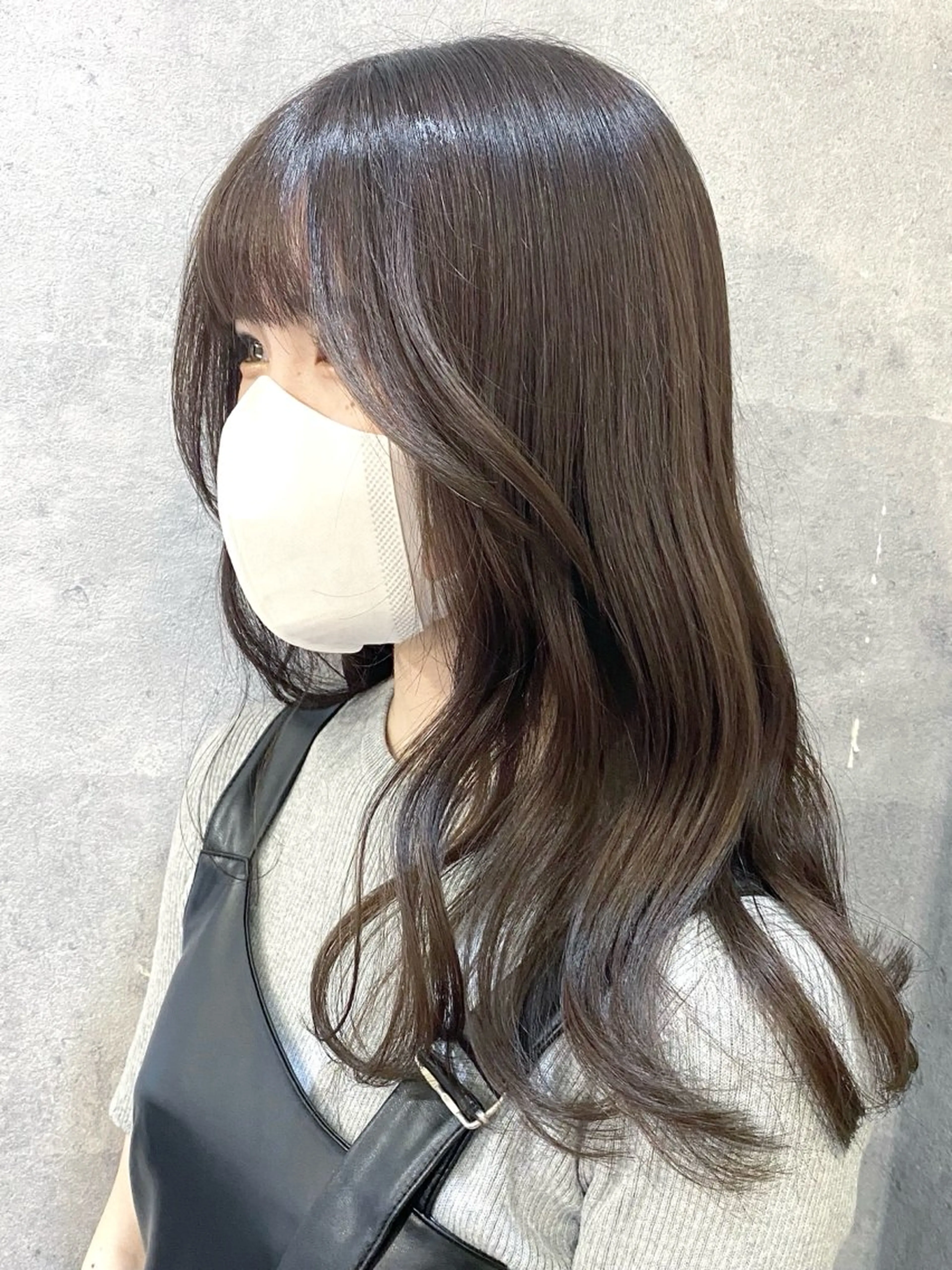 セミロング カラー アッシュ アッシュブラウン ブラウンカラー カット ヘアカラー トリートメント LATTE所属・𝑺𝒂𝒌𝒊 🩶マンツーマン施術のヘアスタイル