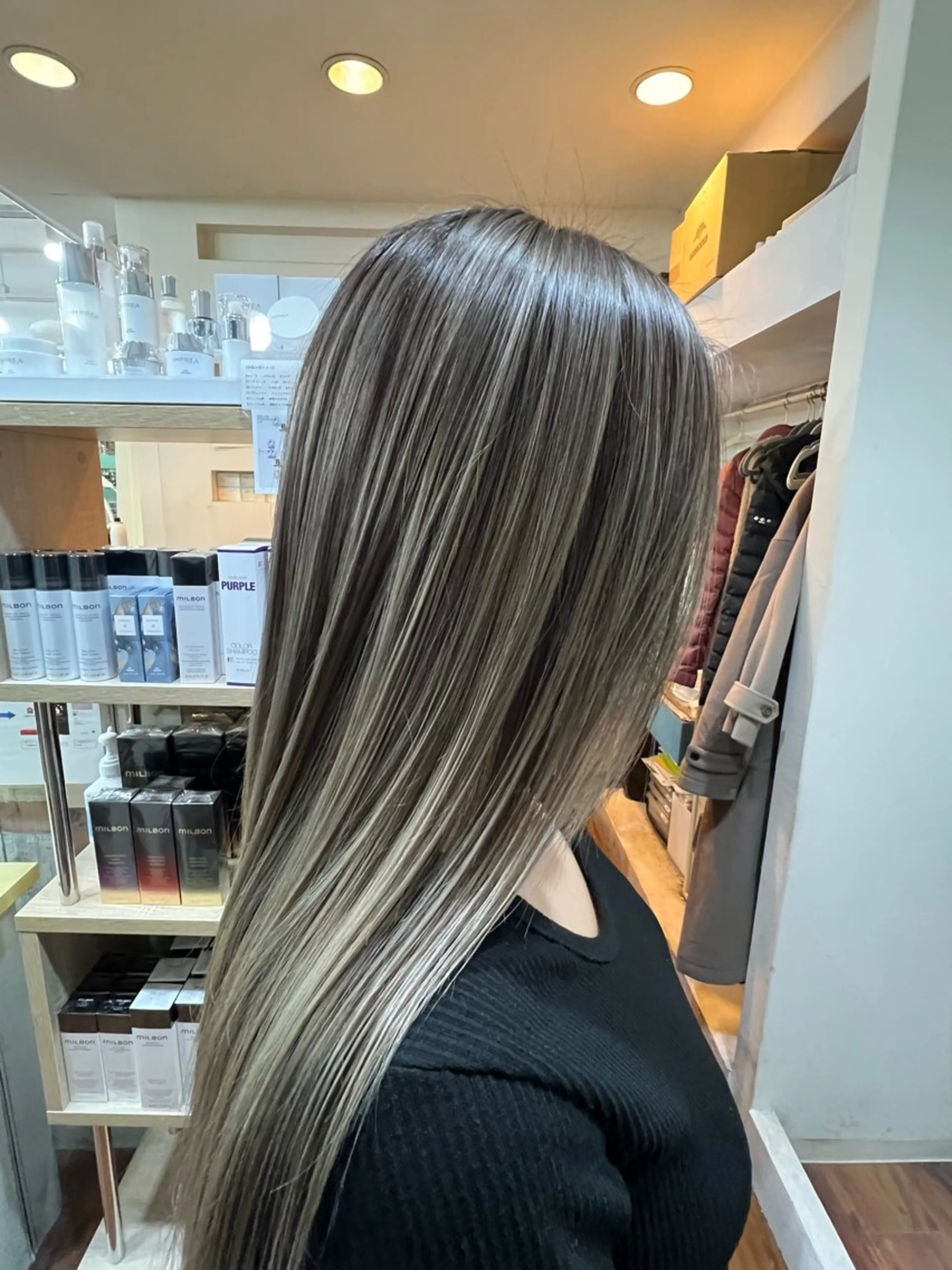 カラー バレイヤージュ 鳥居 信也のヘアスタイル