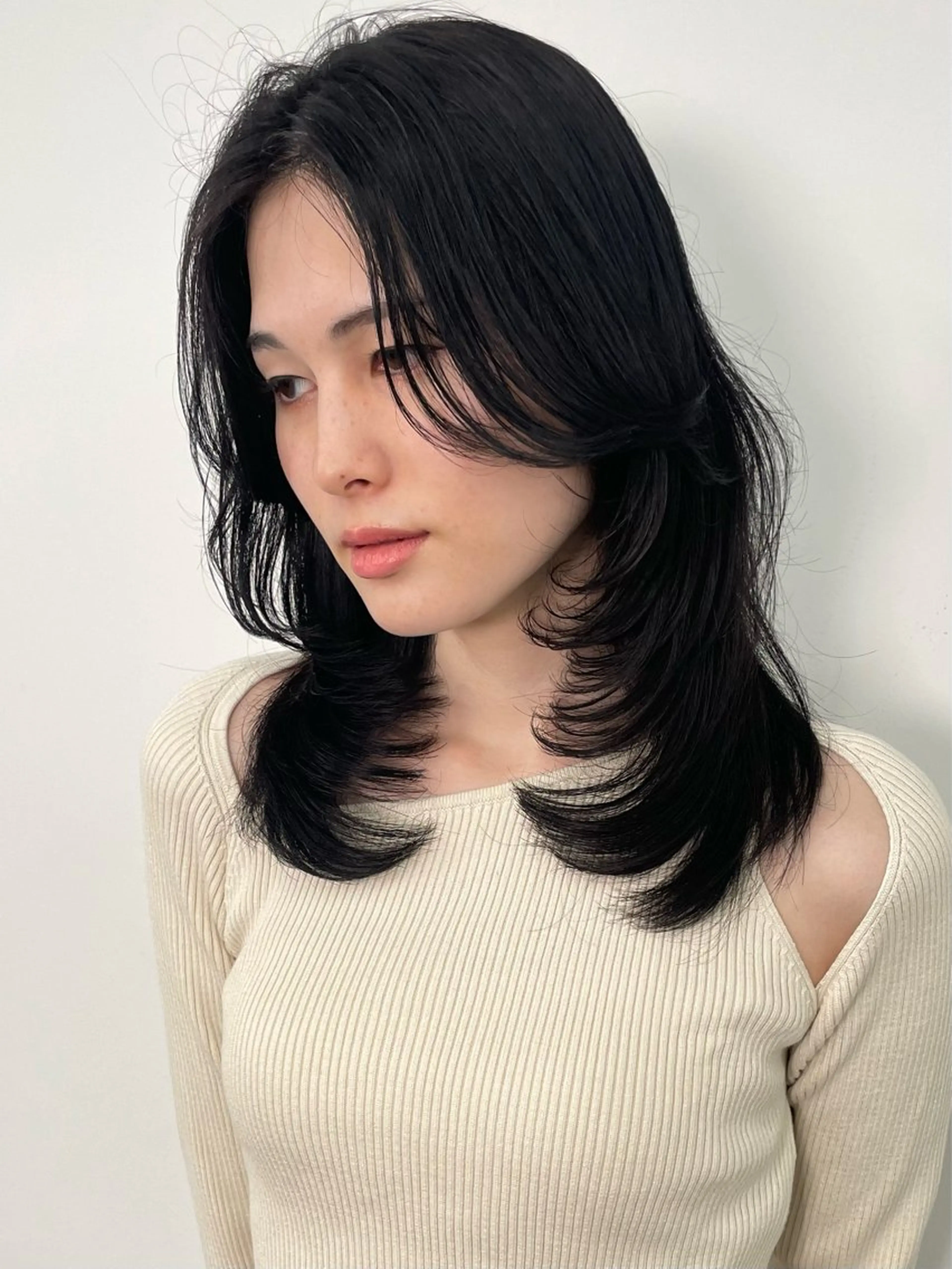 ミディアム レイヤー×ツヤカラー 渋谷/kougaのヘアスタイル