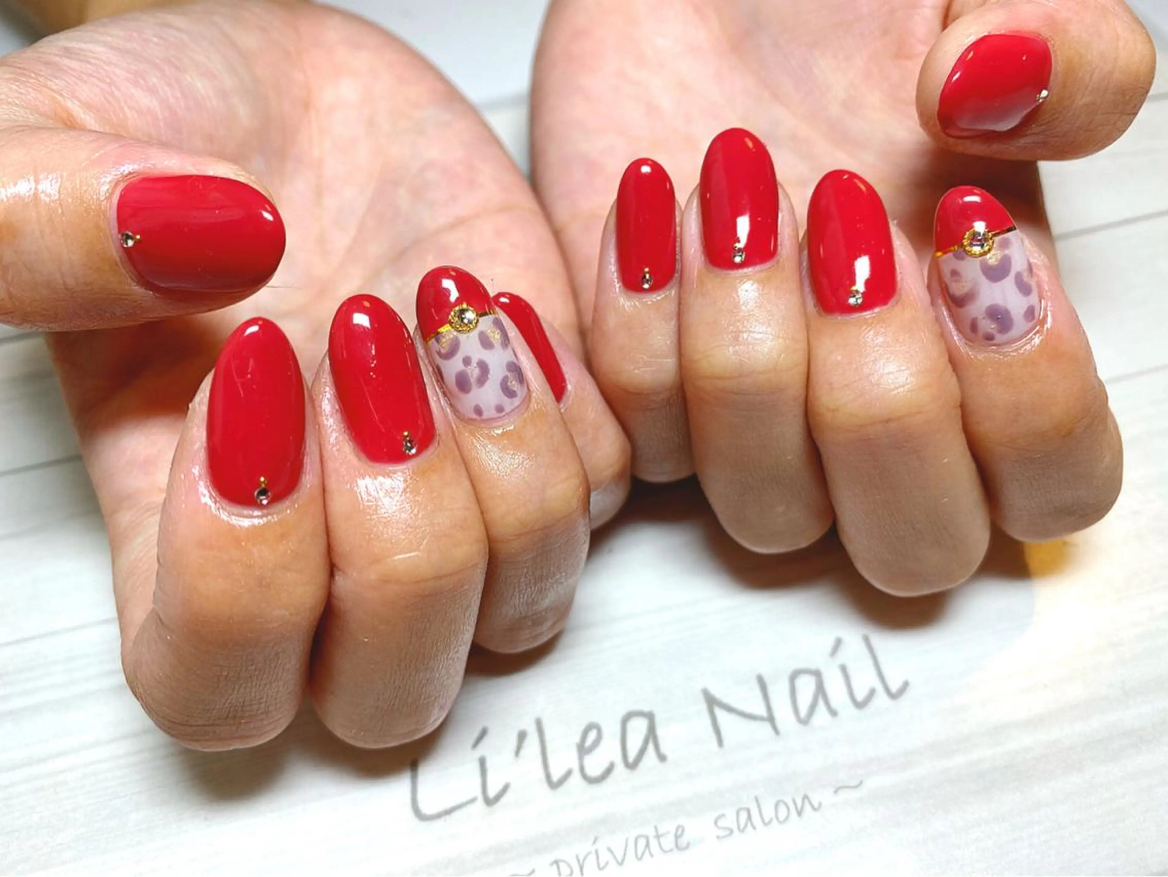 ネイル Li'leaNail AINAのネイルデザイン