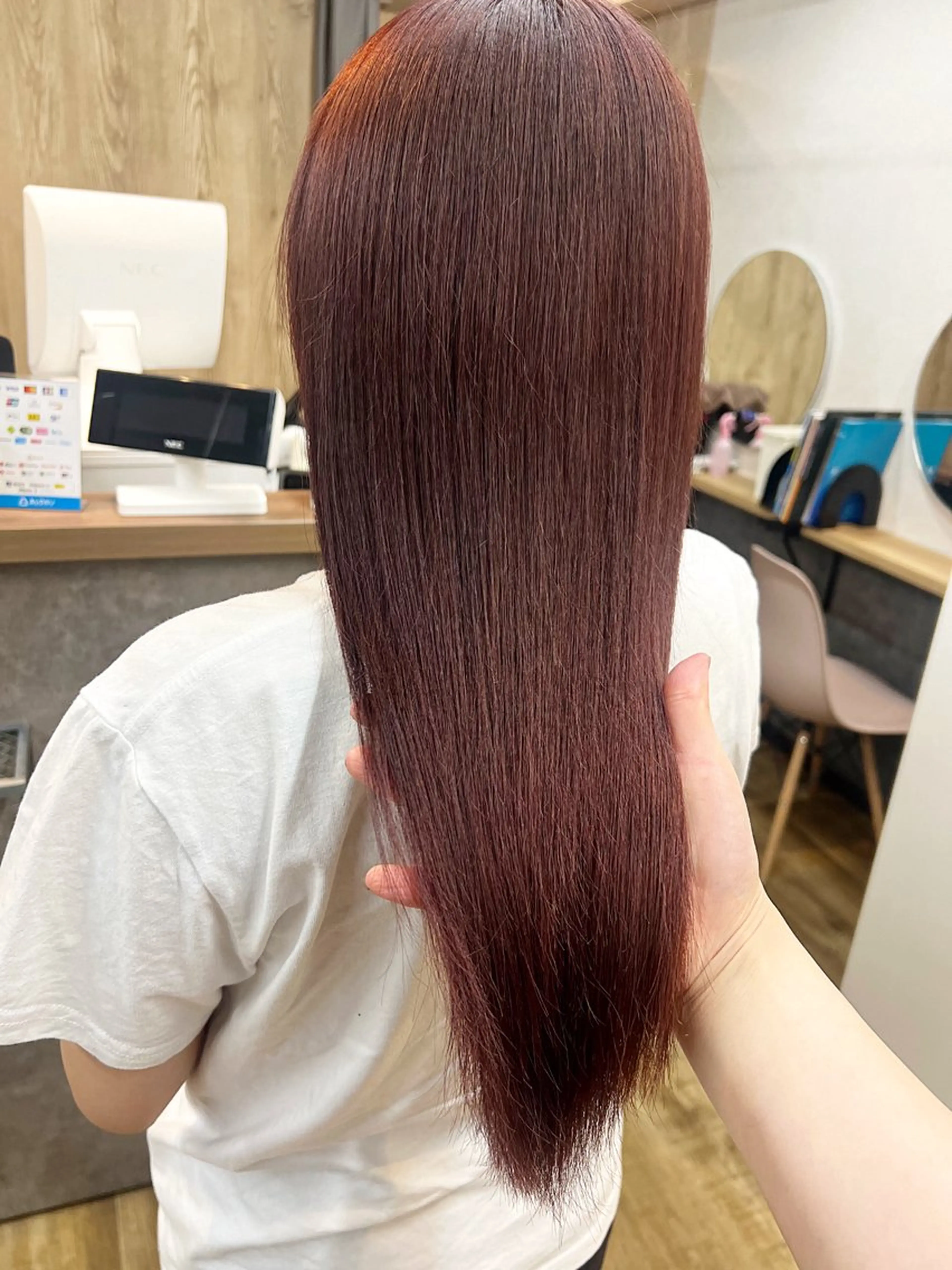 カット+カラー+全体ブリーチの写真