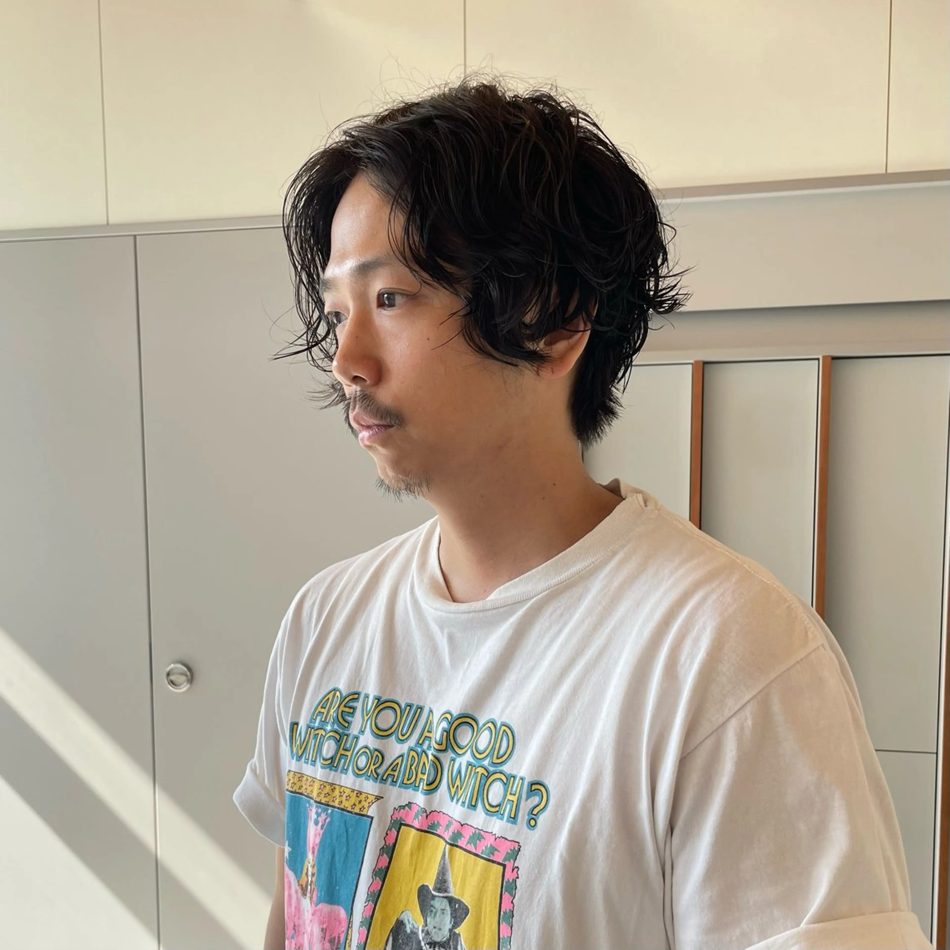 ミディアム パーマ メンズ ミディアムパーマ メンズブリーチ メンズパーマ カット パーマ ブリーチ/レイヤー 🌻Mutsumiのヘアスタイル