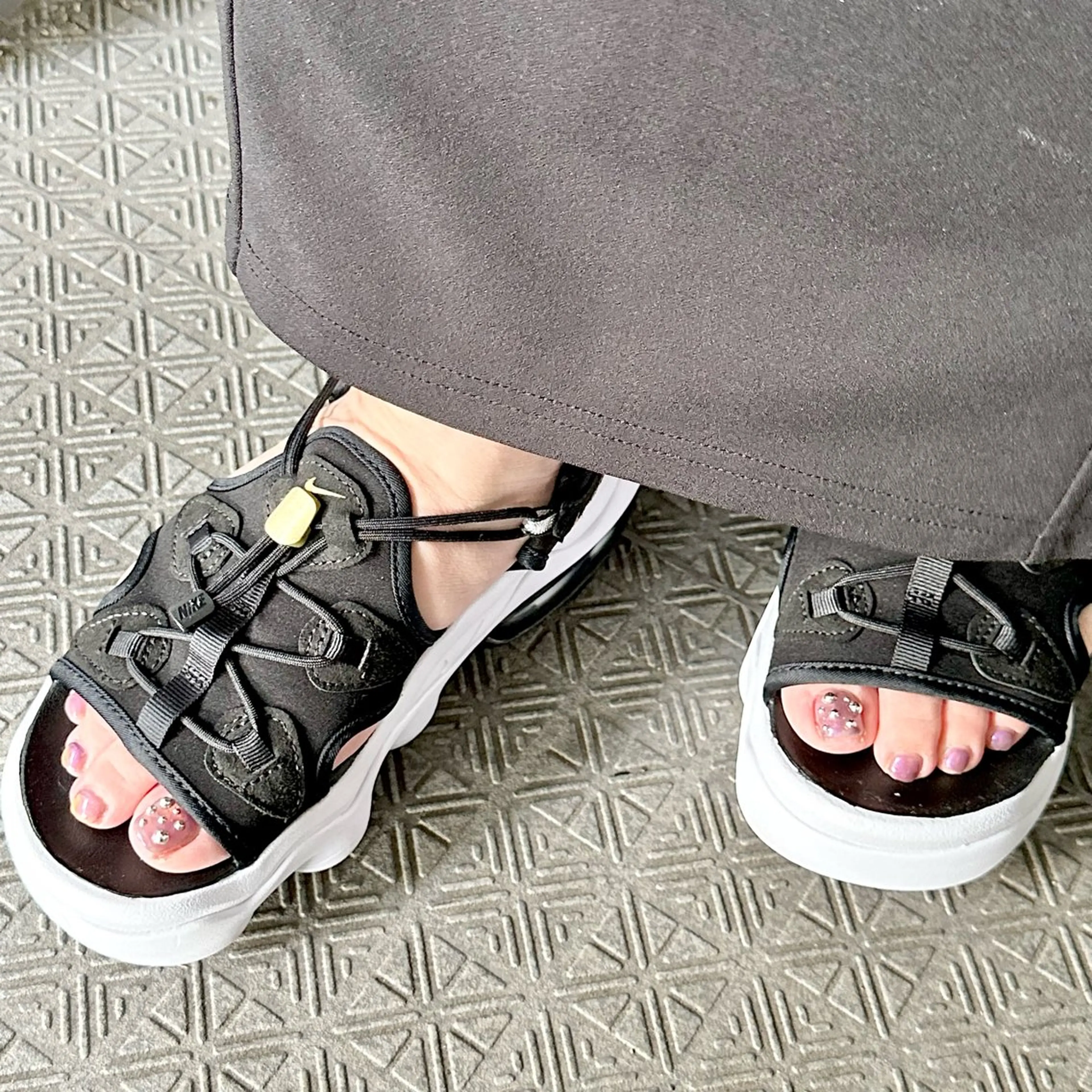 ネイル LAUR Natsukiのネイルデザイン