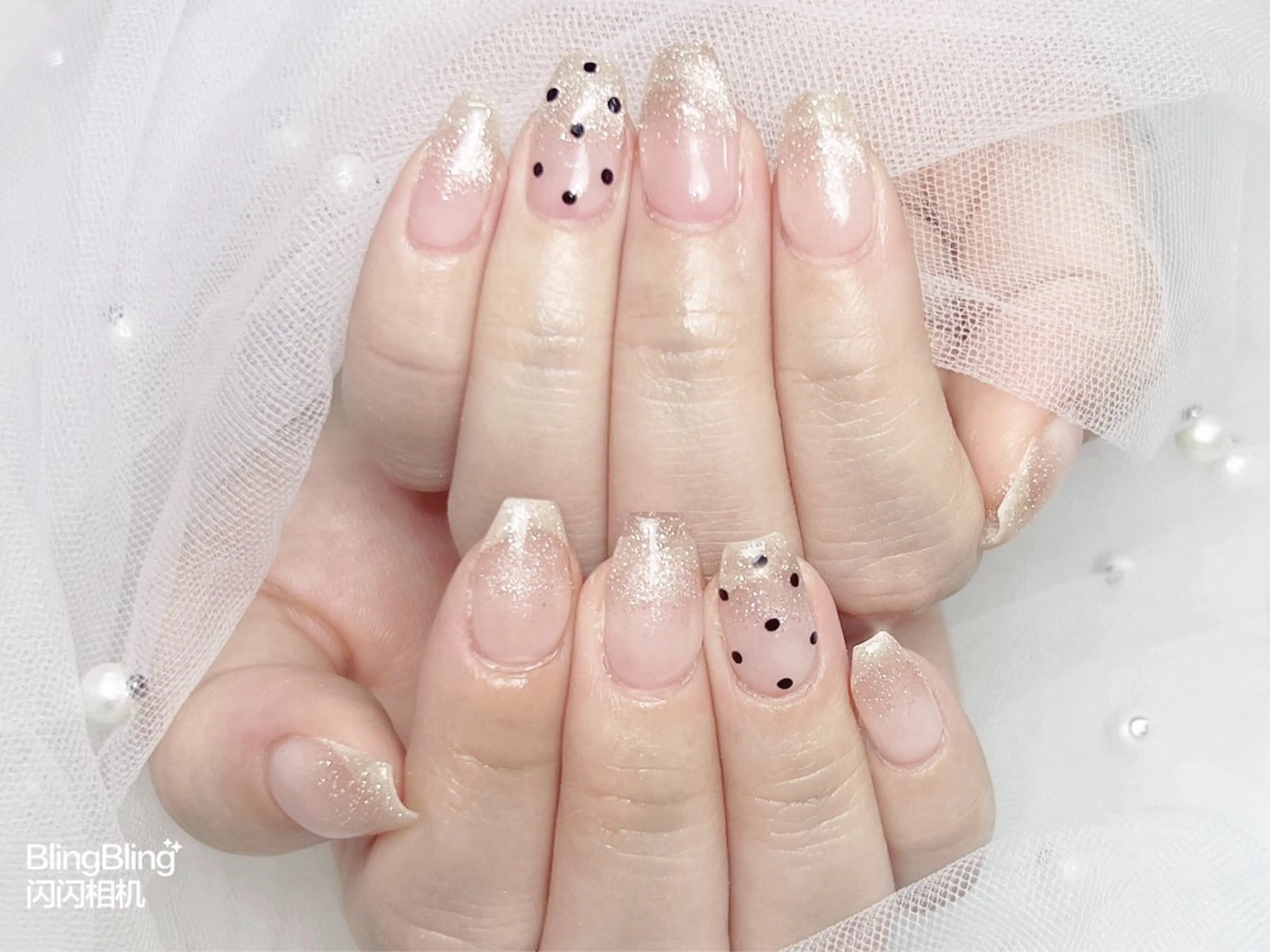 ネイル アートネイル グラデーション ラメ(グリッター) ラメグラデーション Lulu’s ネイルのネイルデザイン