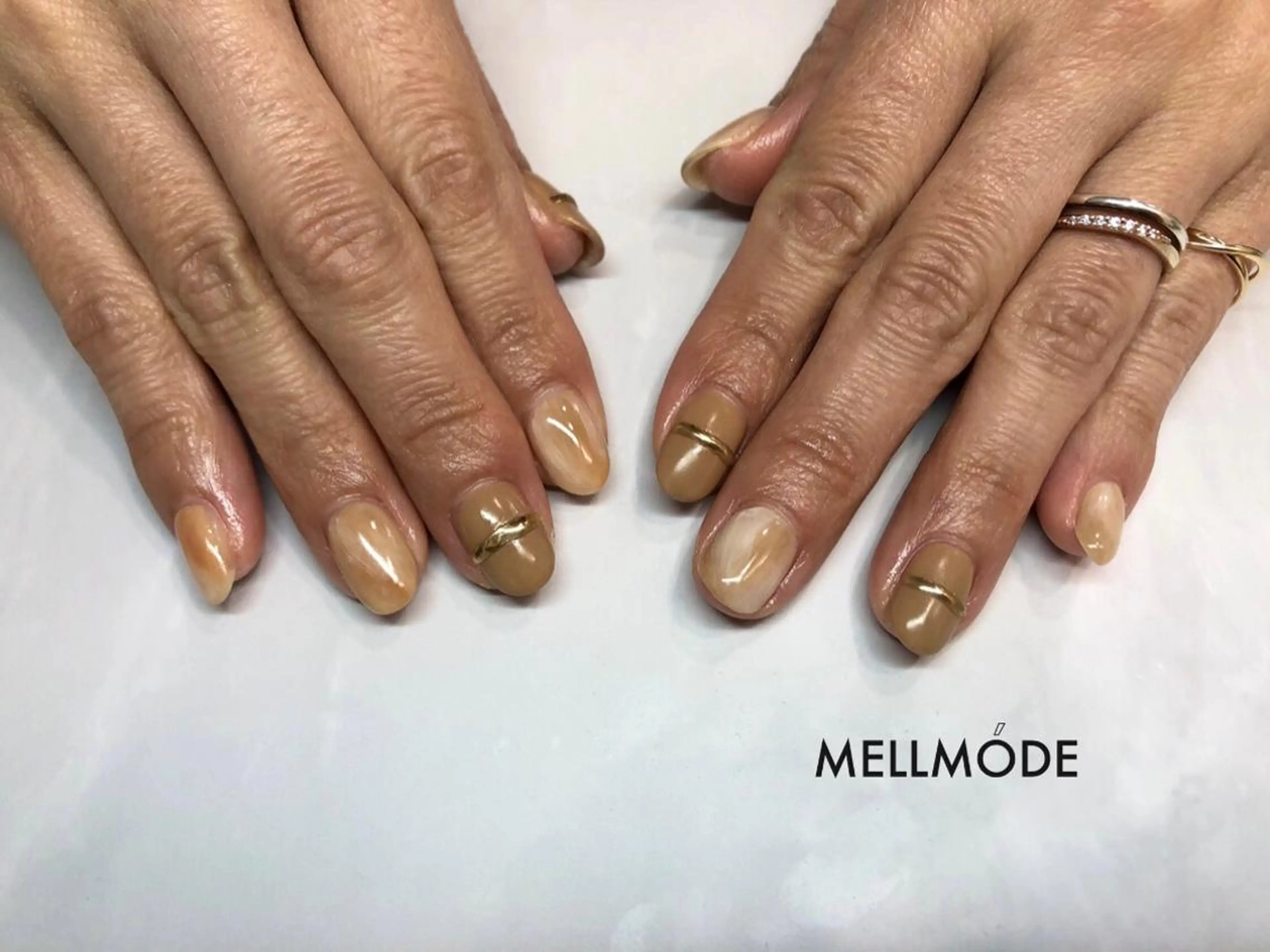 ネイル アートネイル ミラーネイル MELLMODE所属・Nakano Kanaのネイルデザイン