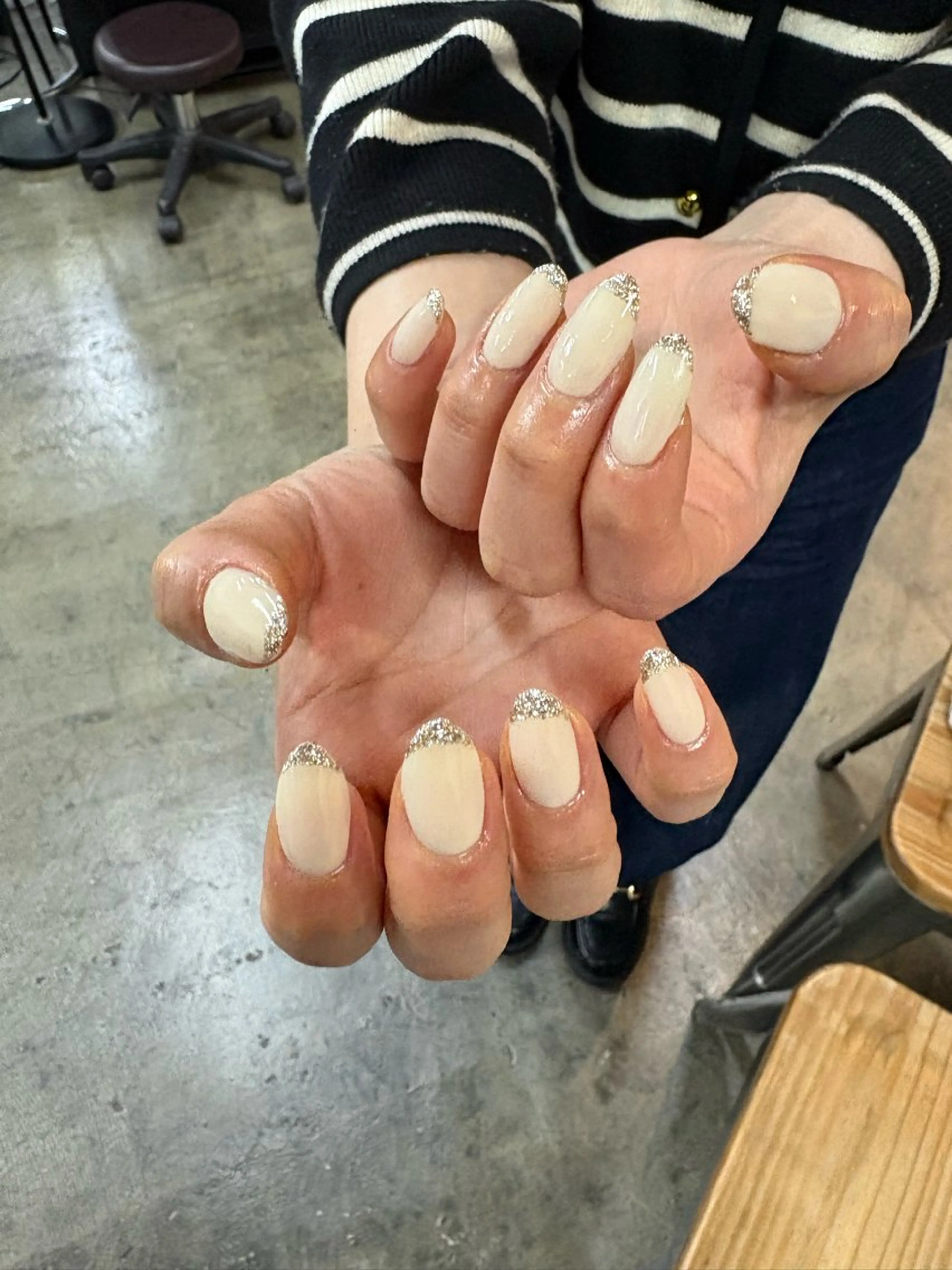 ネイル フレンチネイル tipsy+ rinoのネイルデザイン