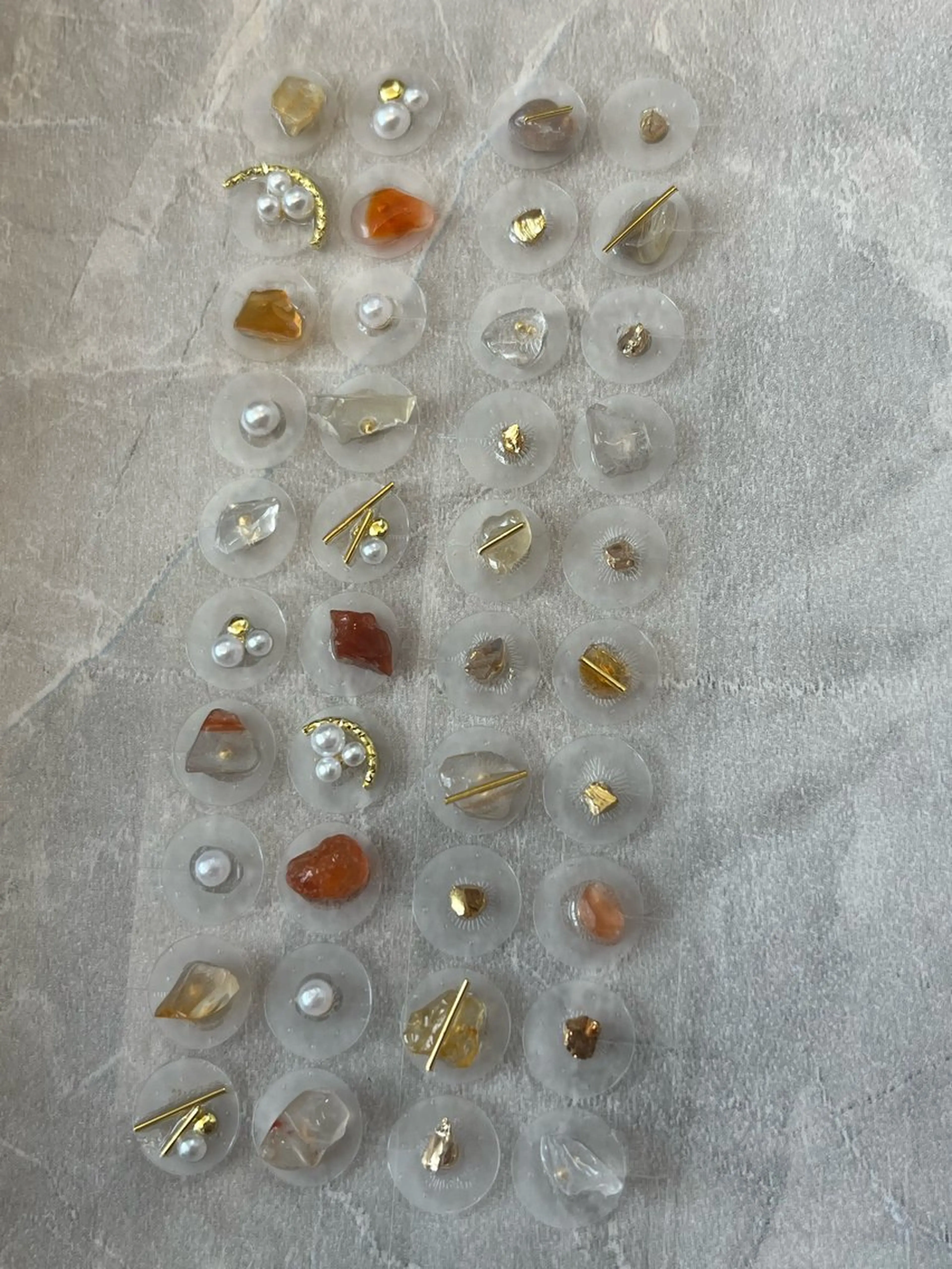 ハーブ 耳ツボ Smooかほく店のエステ・リラクイメージ