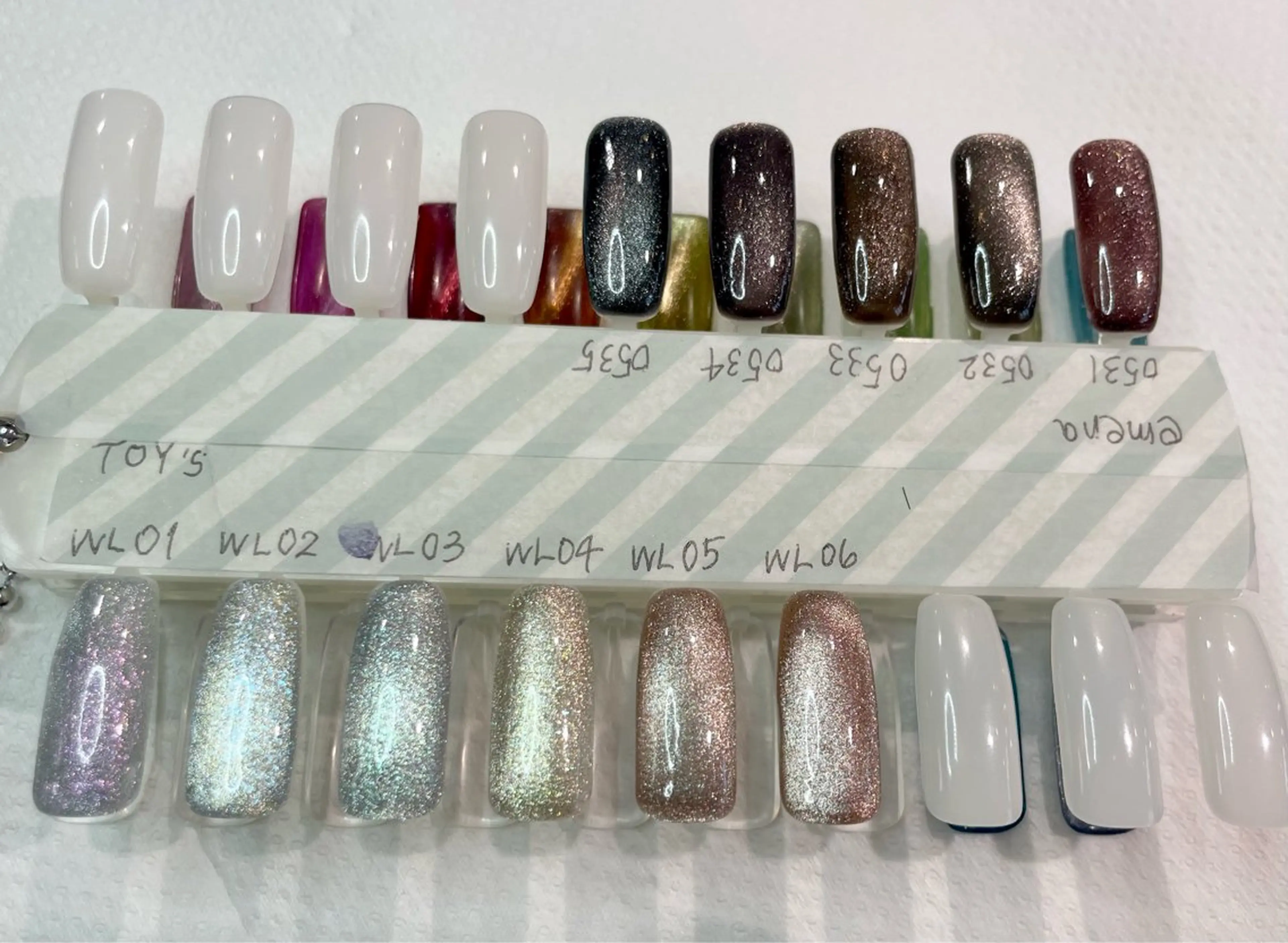 ネイル マグネットネイル ハンドネイル jujur HARUKA🌸のネイルデザイン