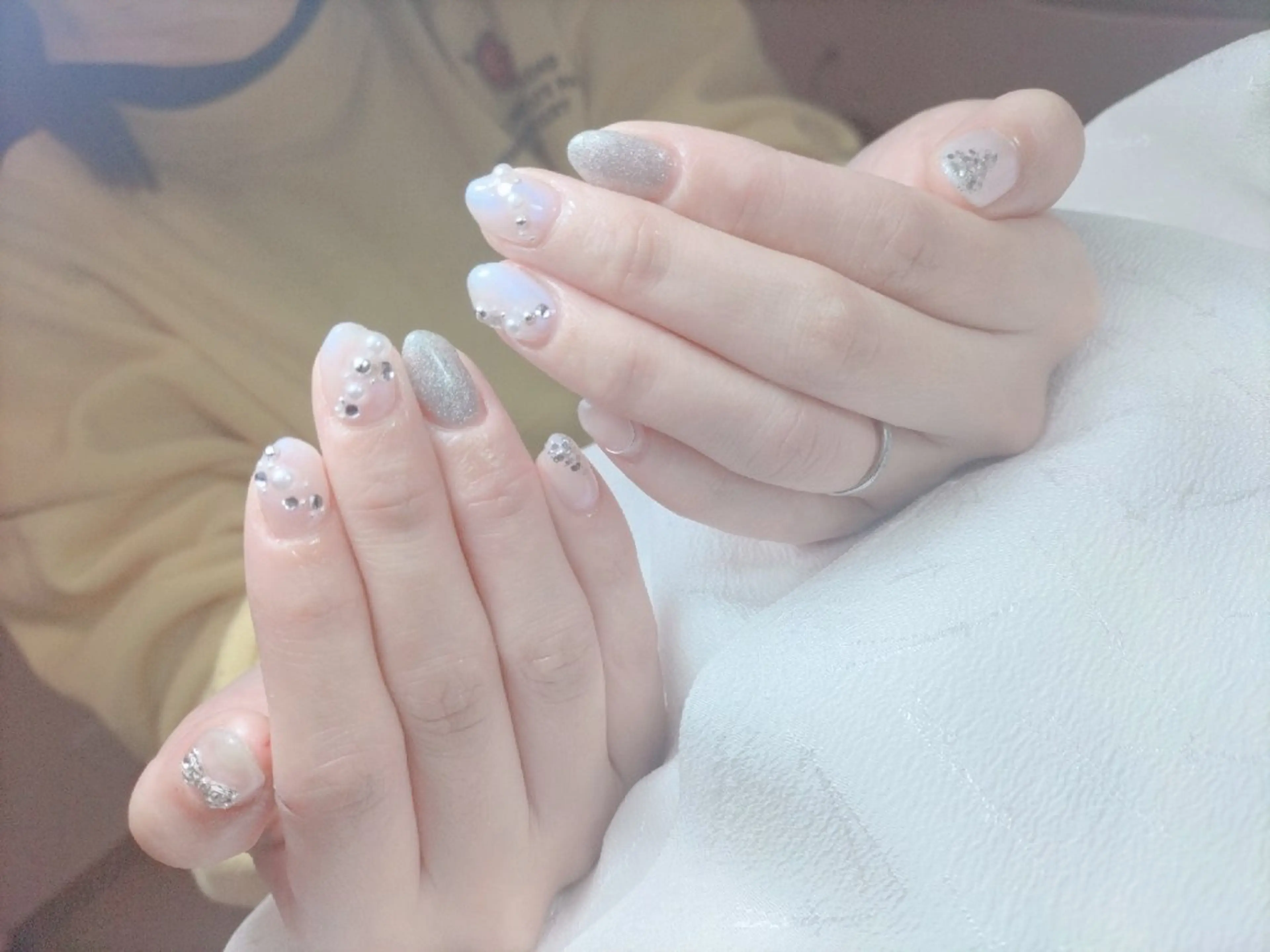 ネイル 小金井市のネイル ・美肌・眉毛やさんの眉毛・アイブロウイメージ