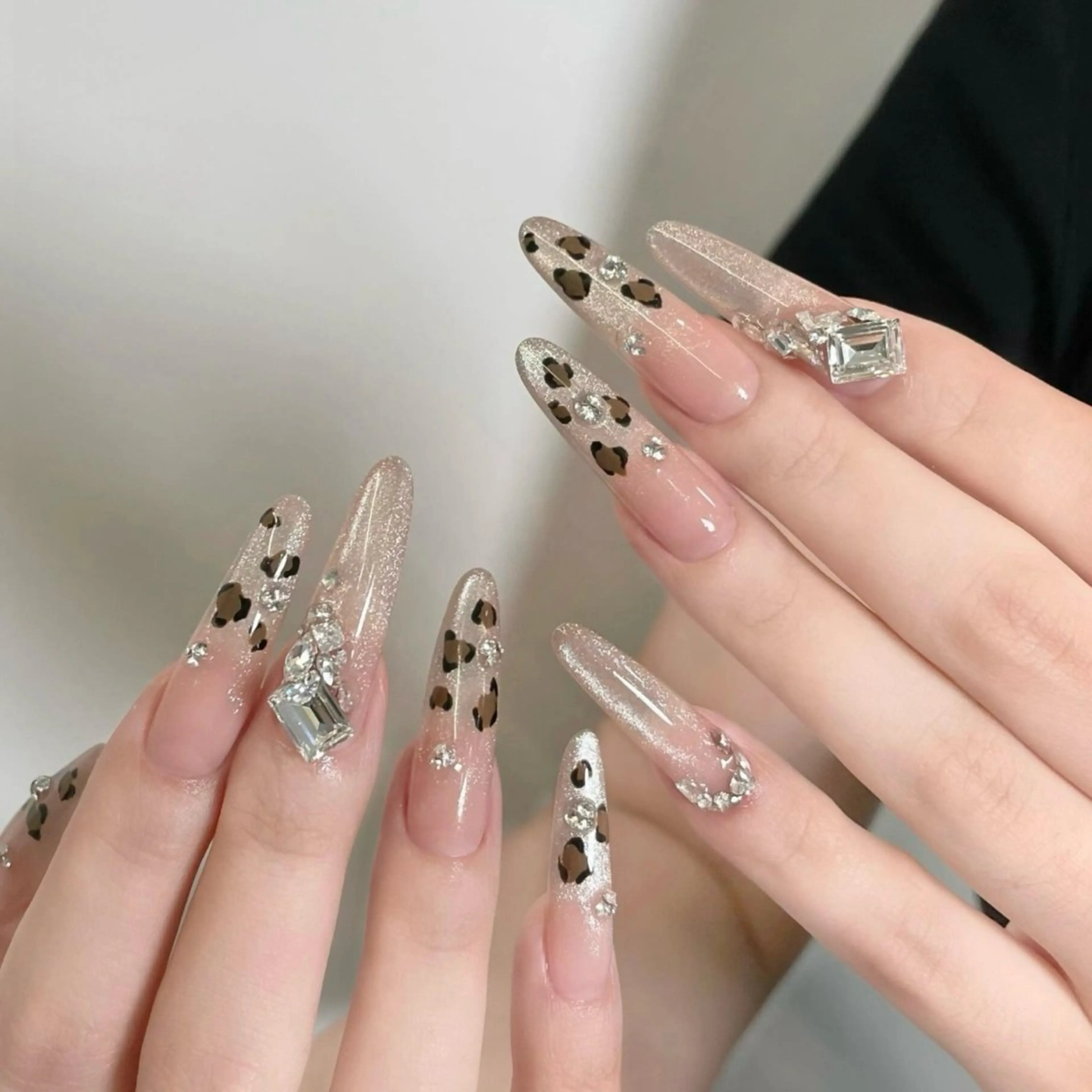 ネイル ハンドネイル 🎀 NaNa_nailのネイルデザイン