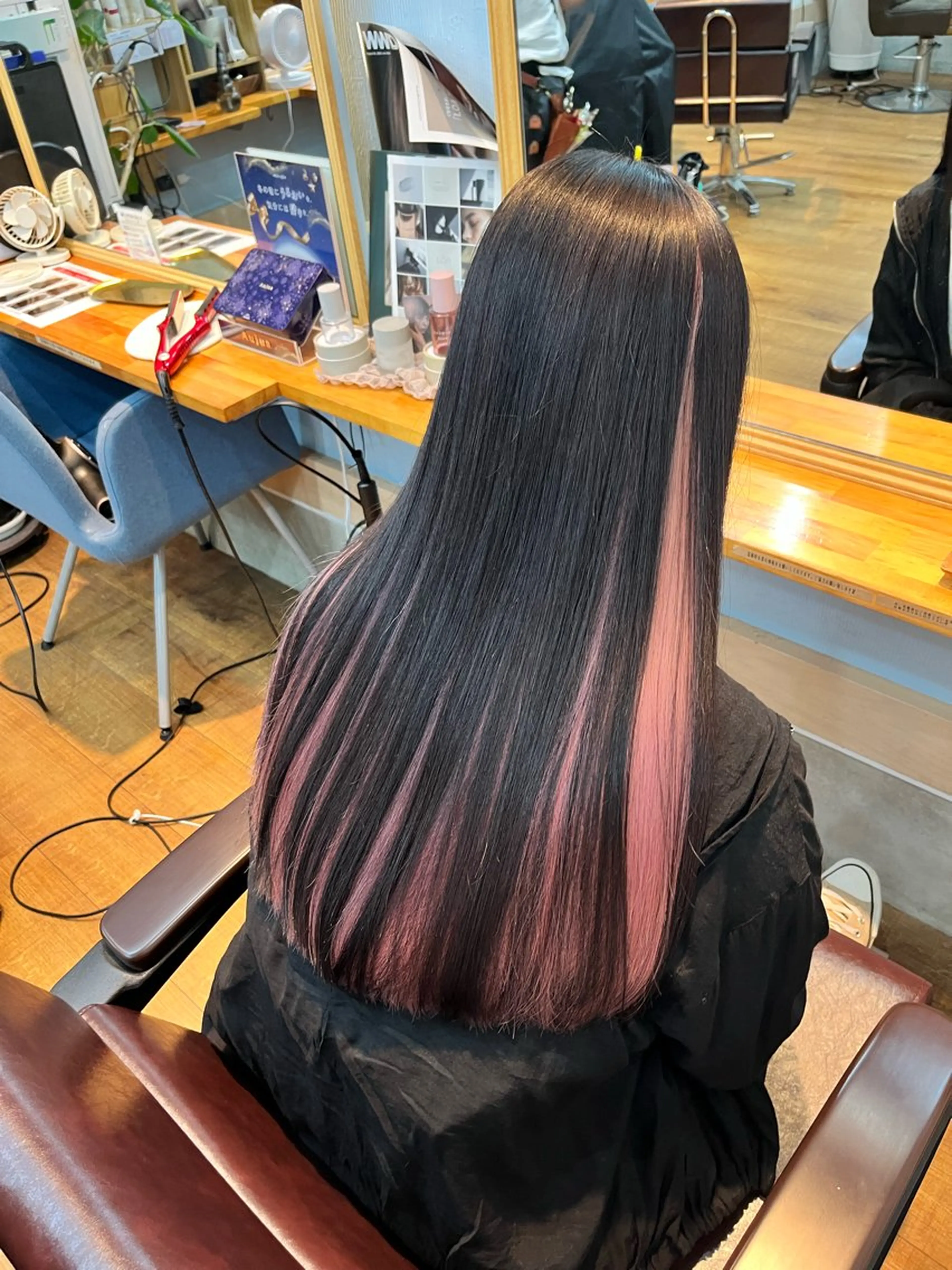 ロング カラー ブリーチ ダブルカラー インナーカラー 髪質改善 トリートメント ヘアカラー トリートメント ヘッドスパ 🫧艶髪デザイナー 🫧白石航汰のヘアスタイル